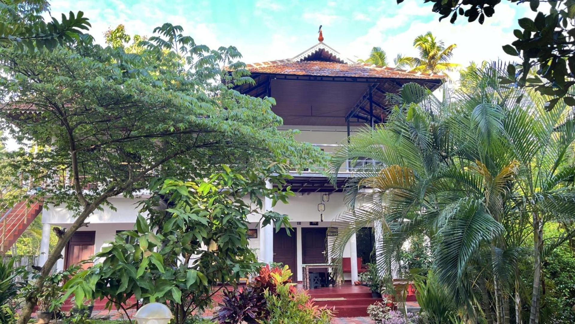 Marari Charlys Homestay, photo 19