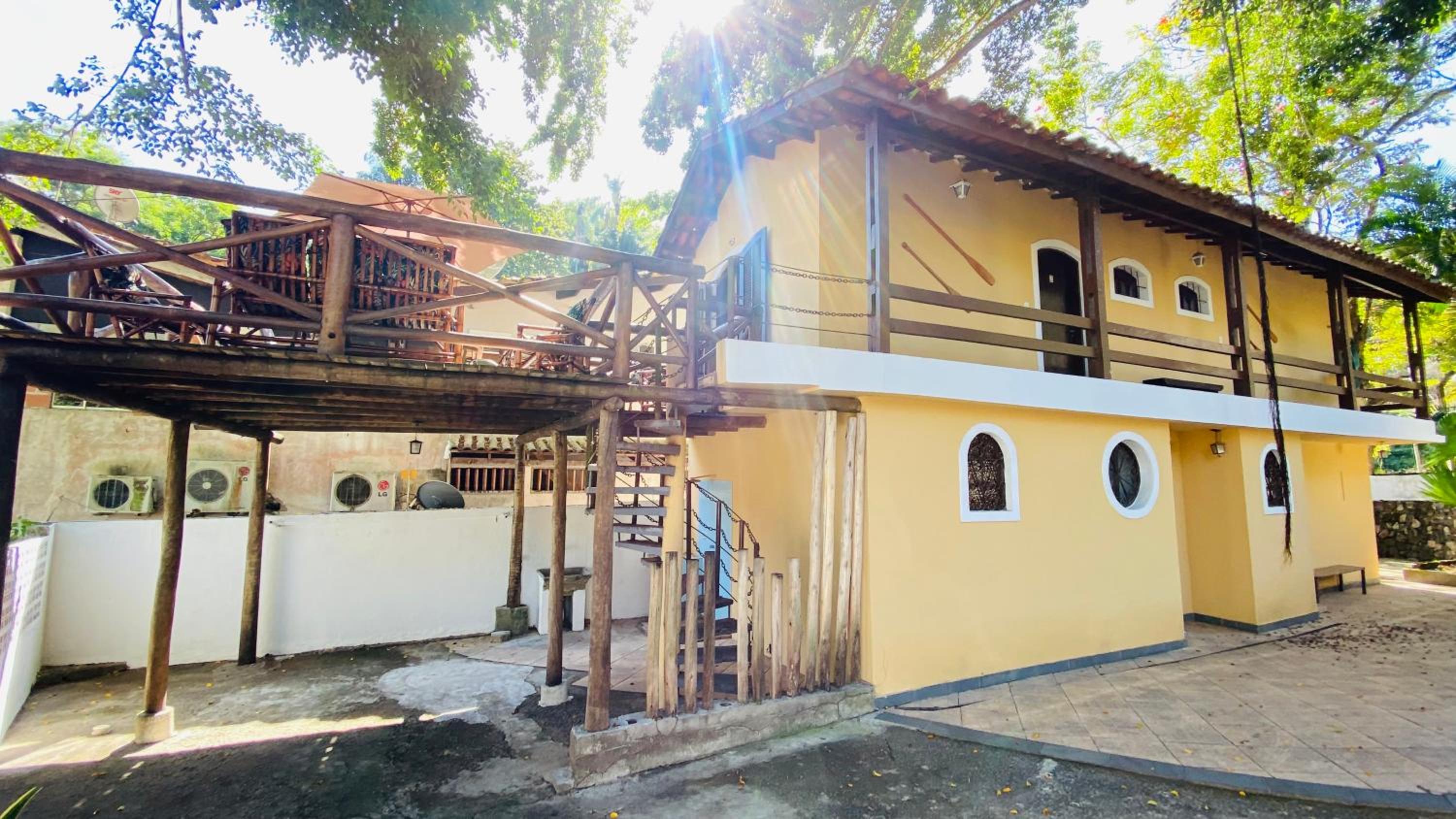 ILHABEACH Suítes e Chalés