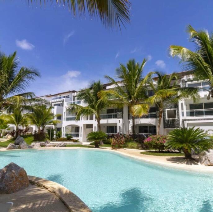 Estrella Dominicus con hermosa piscina! 1st floor