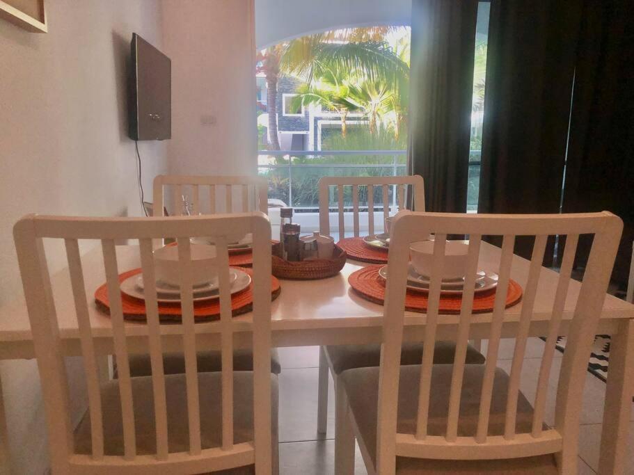 Estrella Dominicus con hermosa piscina! 1st floor