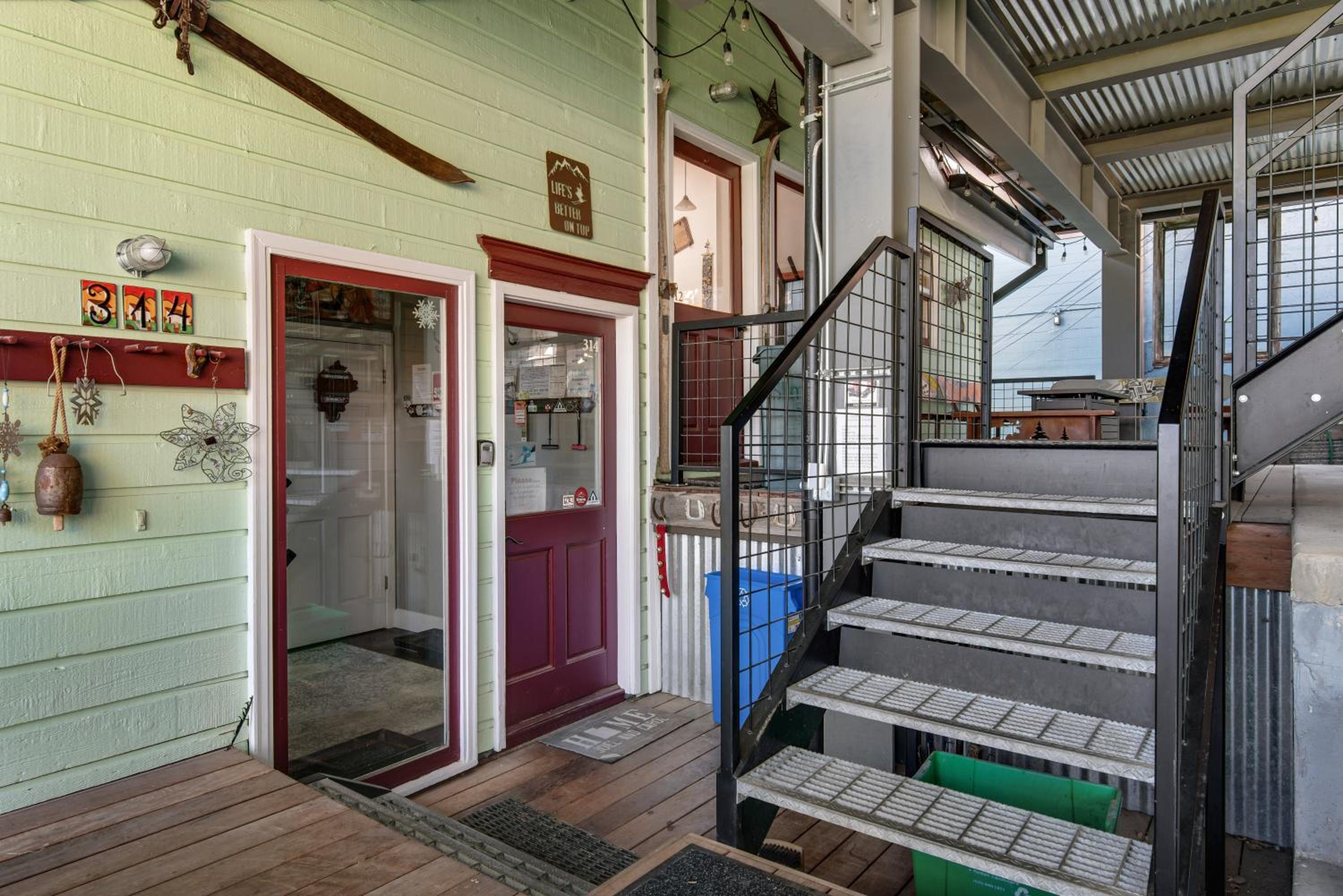 Hotel Peak Of Park Ave By Lespri Property Management