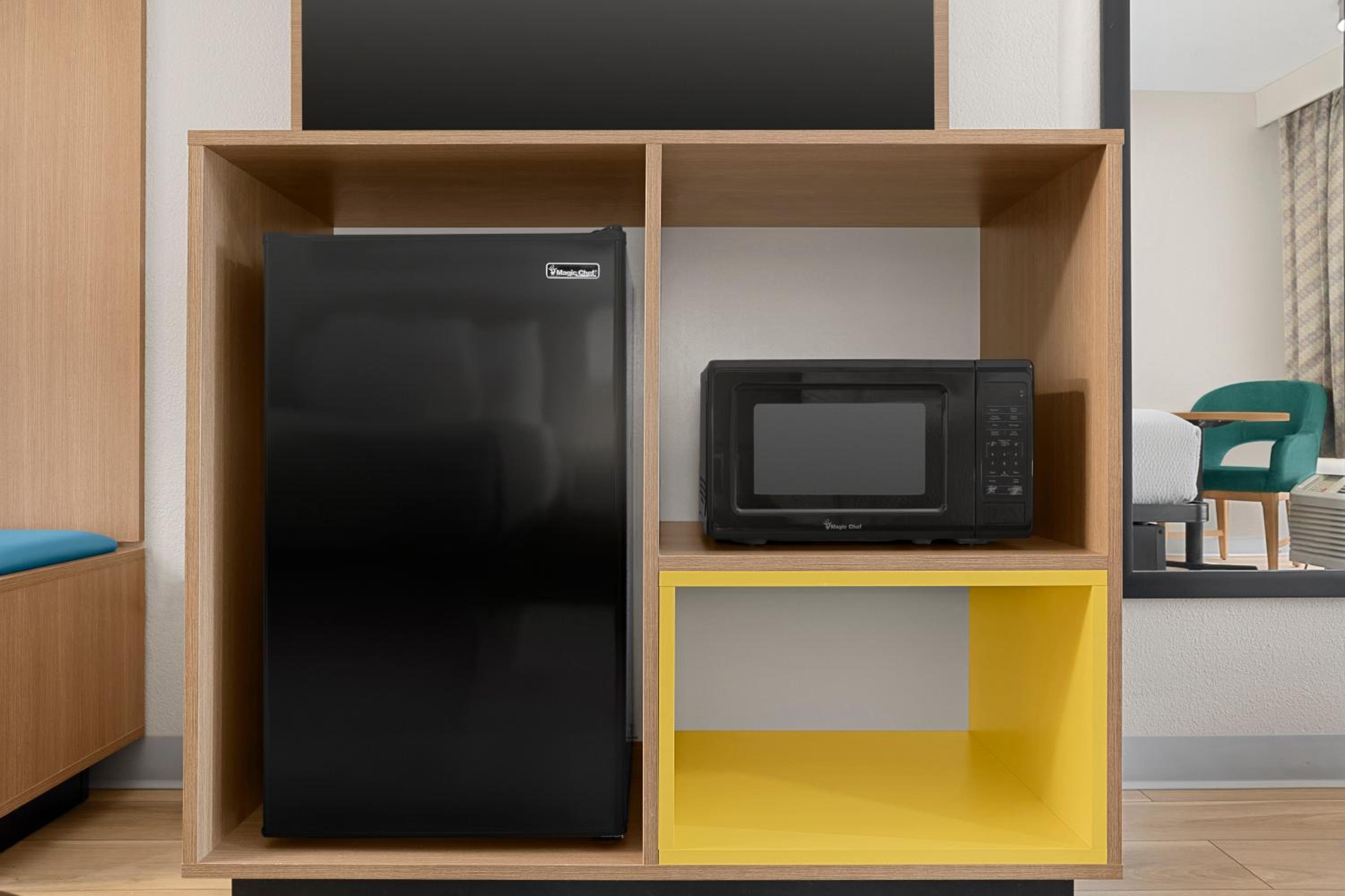 Lake City Vacations - Days Inn by Wyndham Lake City I-75 - Property Image 9