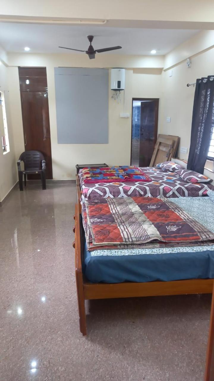 YETTI-A GUEST HOUSE