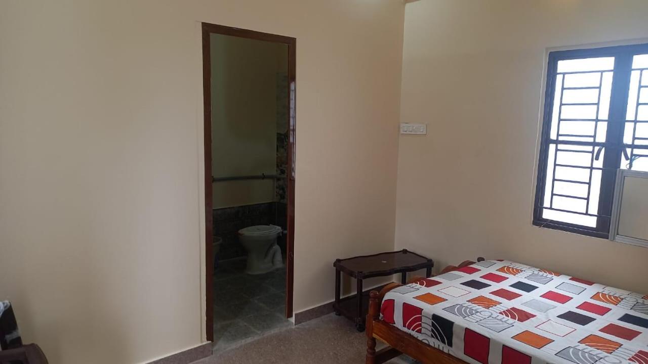 YETTI-A GUEST HOUSE