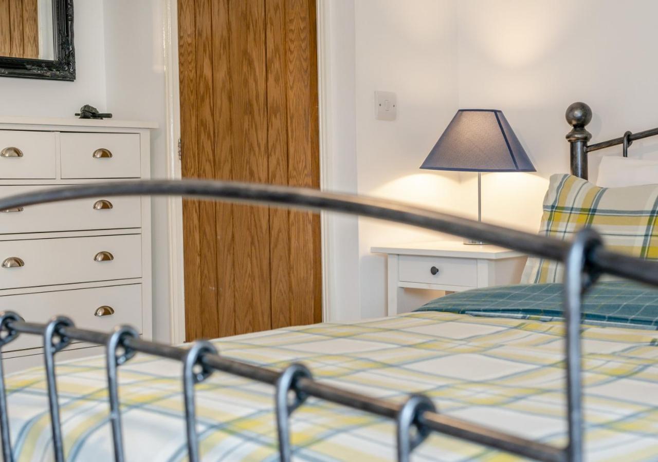 3 Bed in Padstow oc-p00294