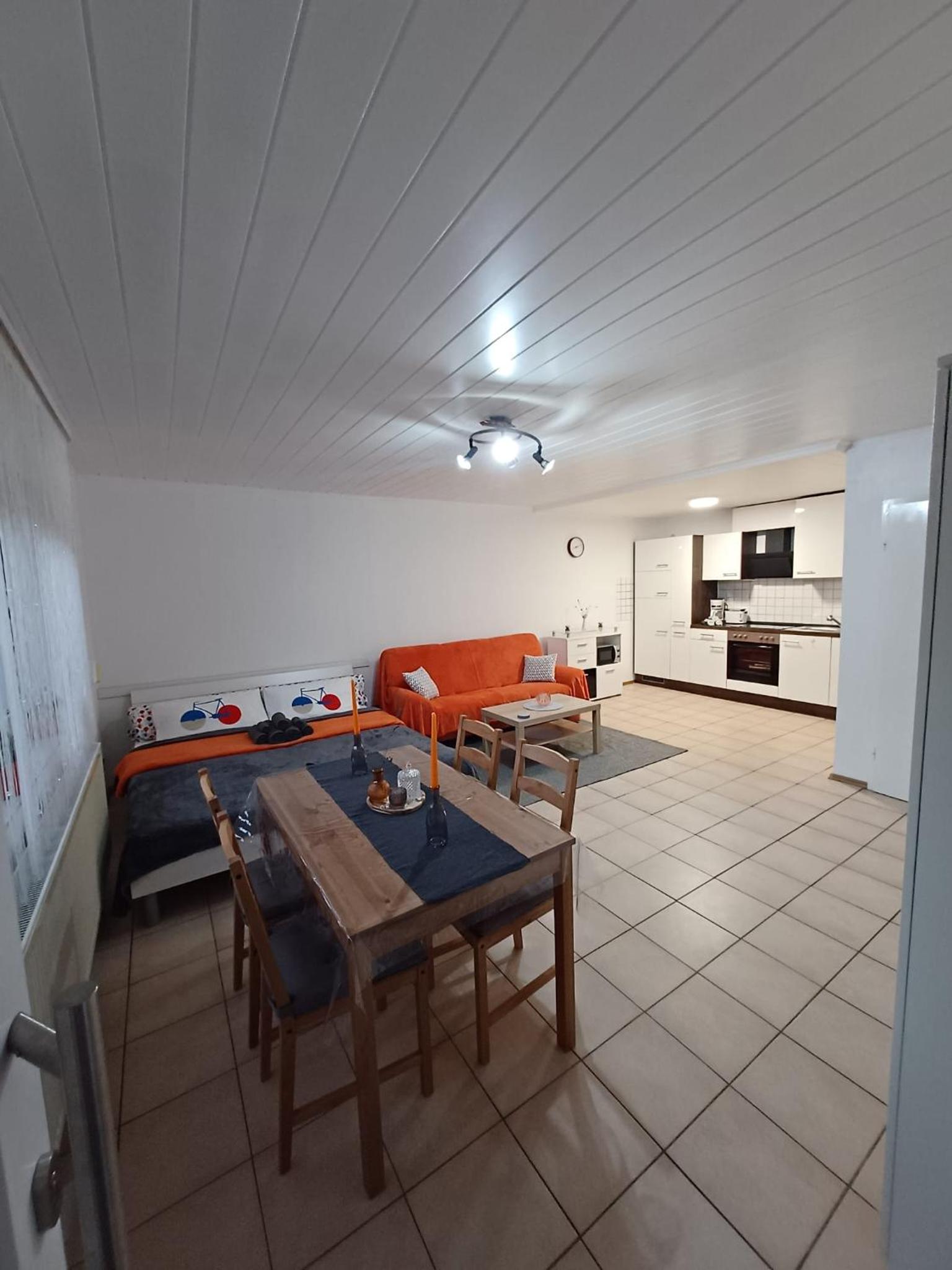 Ferienwohnung Neli am Rhein