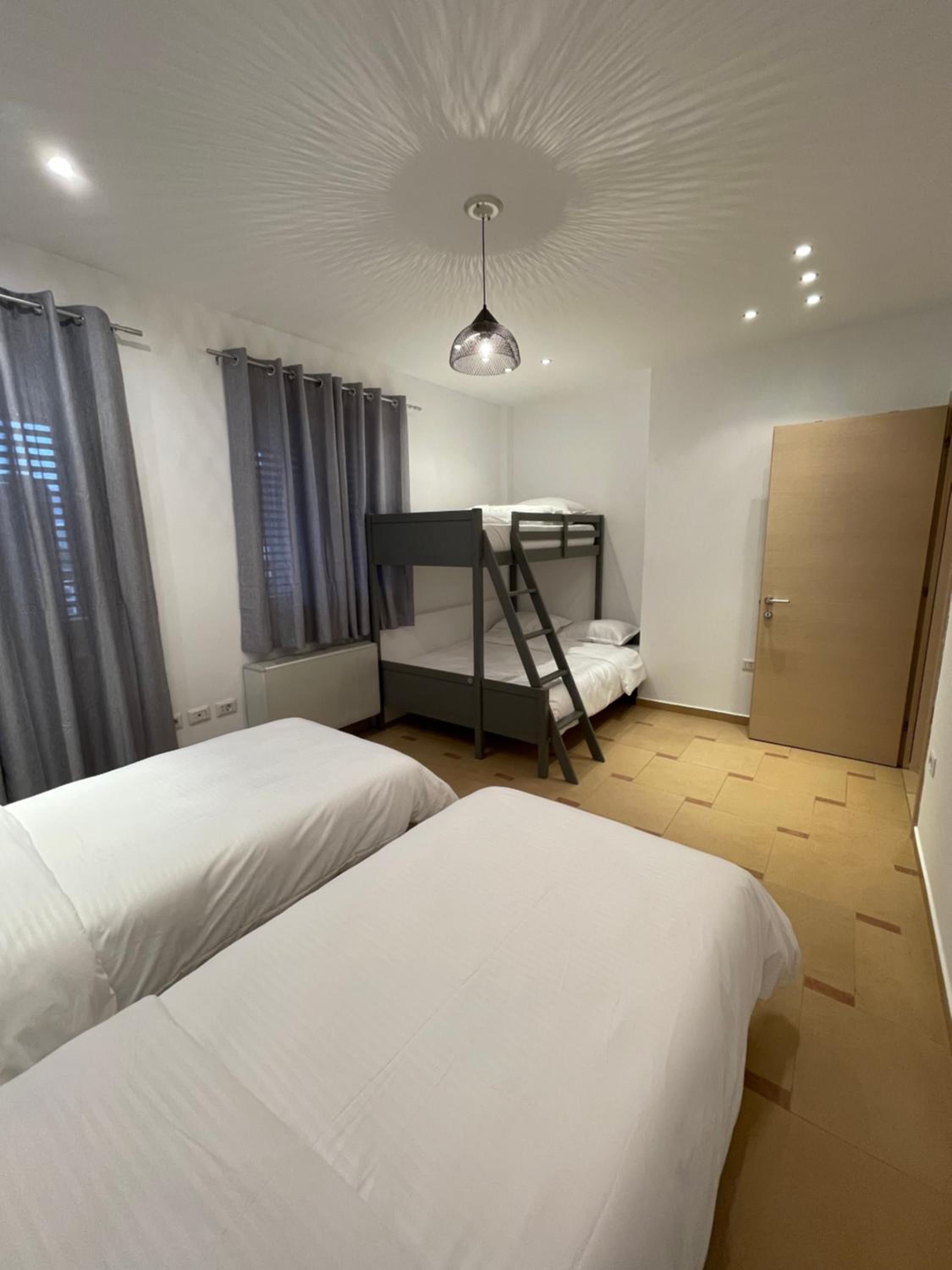 Proper Apartment 2