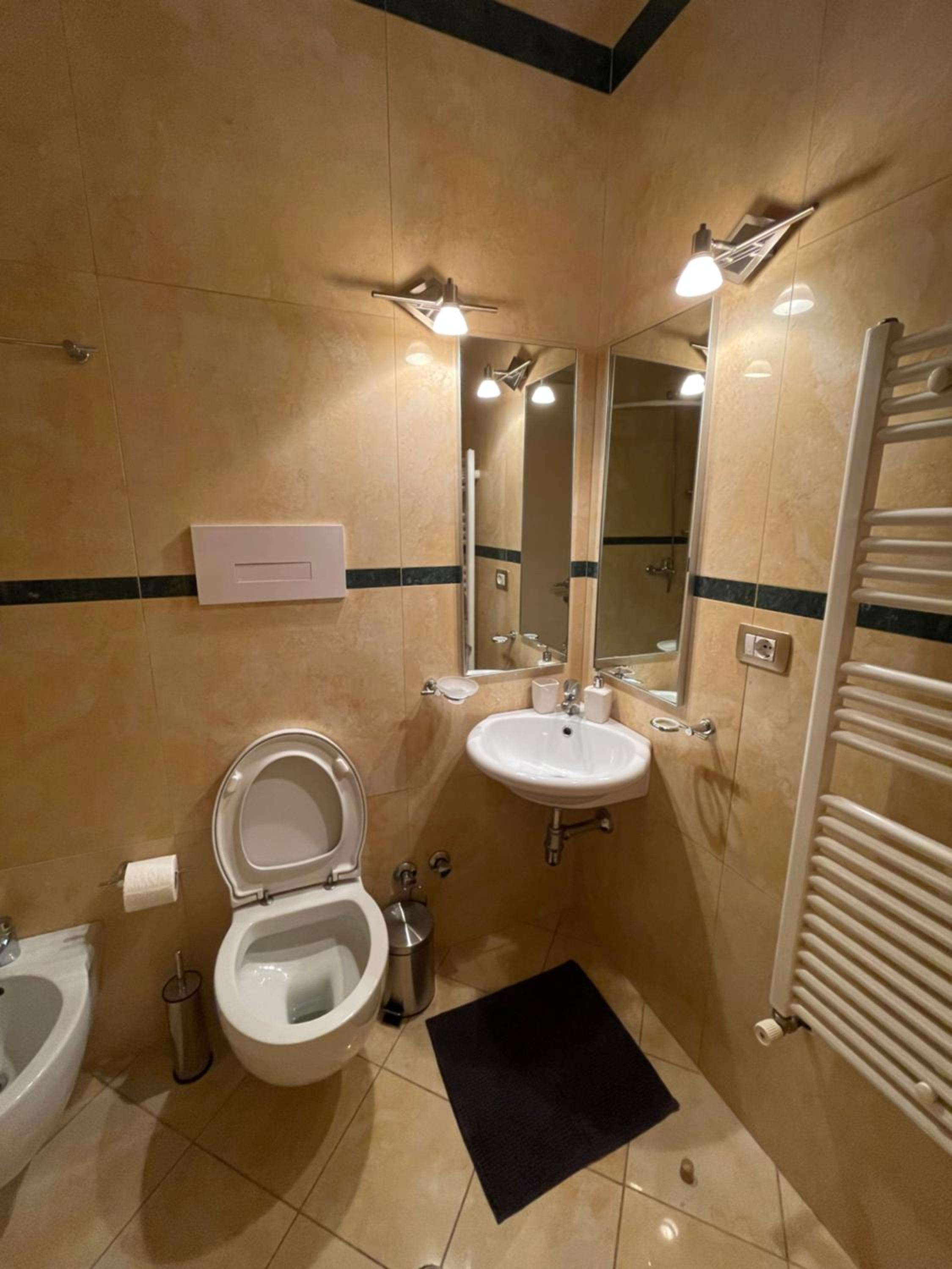 Proper Apartment 2