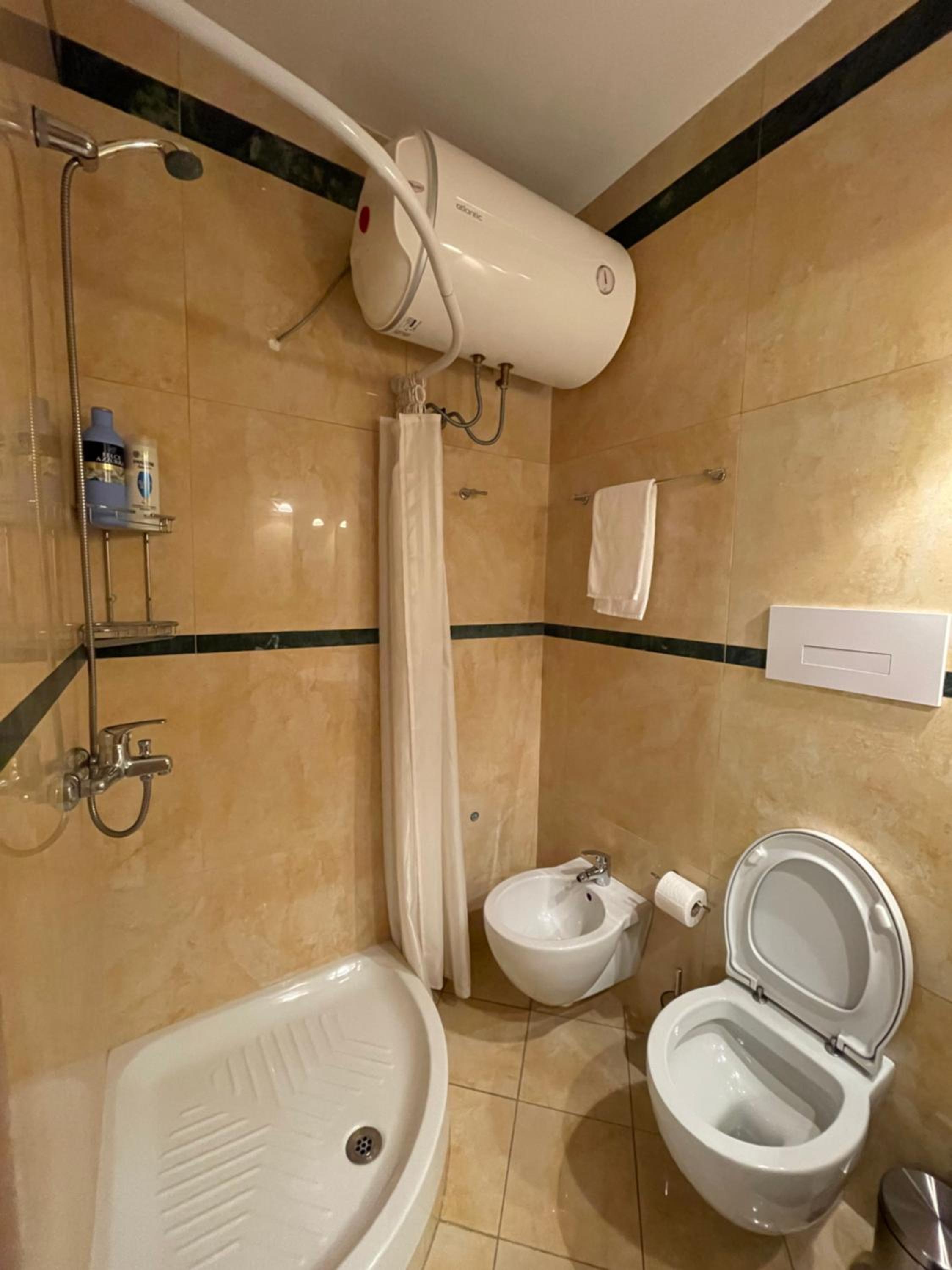 Proper Apartment 2