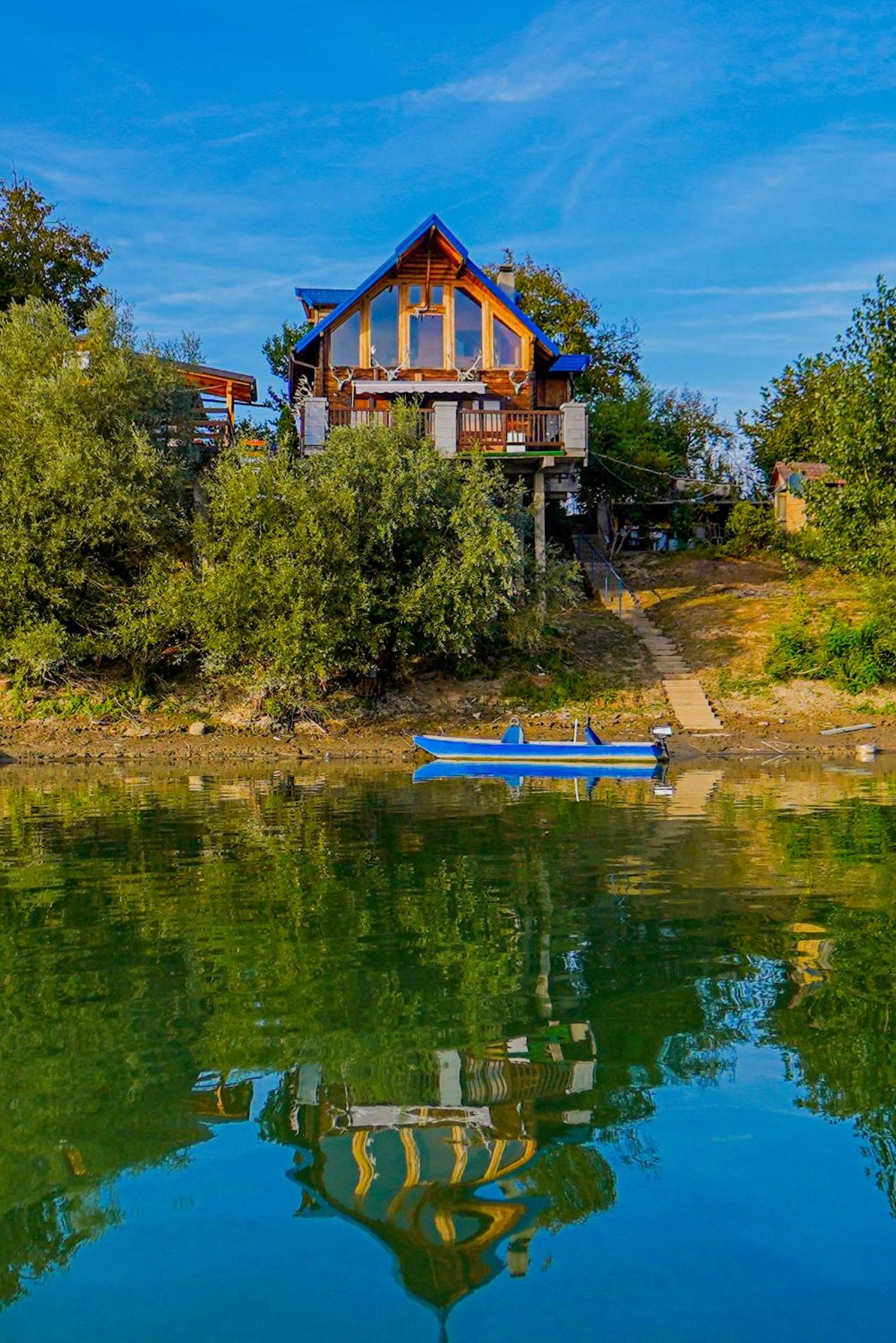 Savski Mir