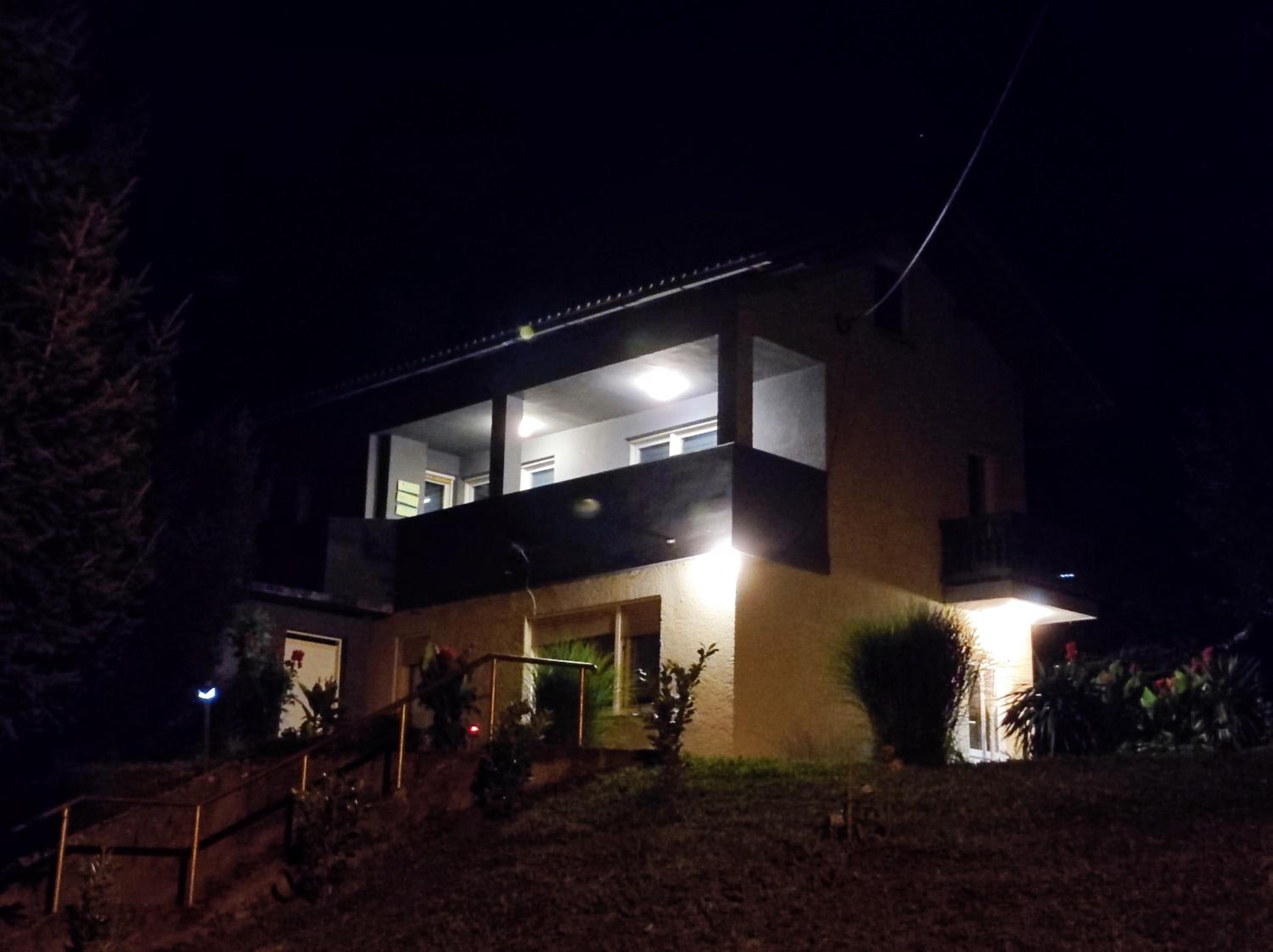 Photo 46
