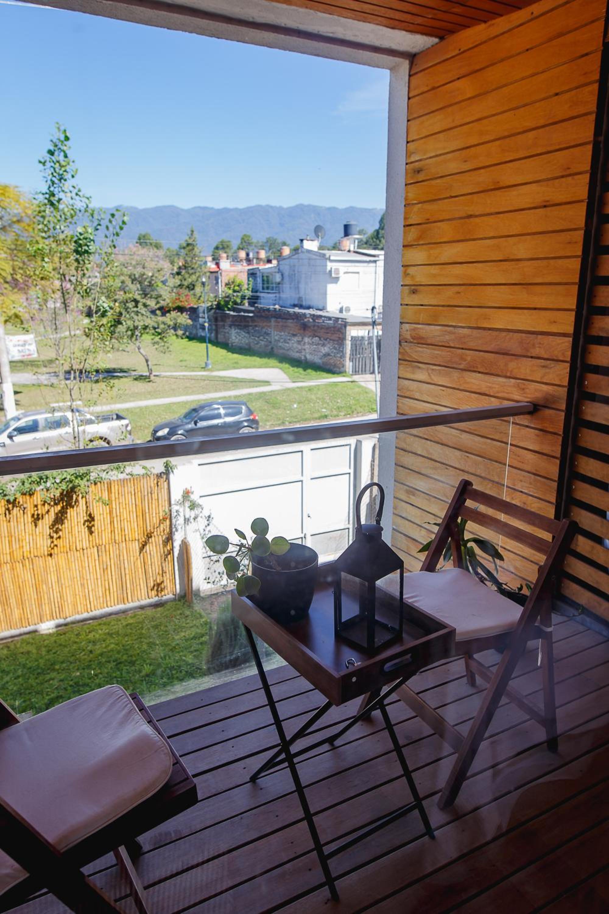 Cálido monoambiente con cochera en Yerba Buena