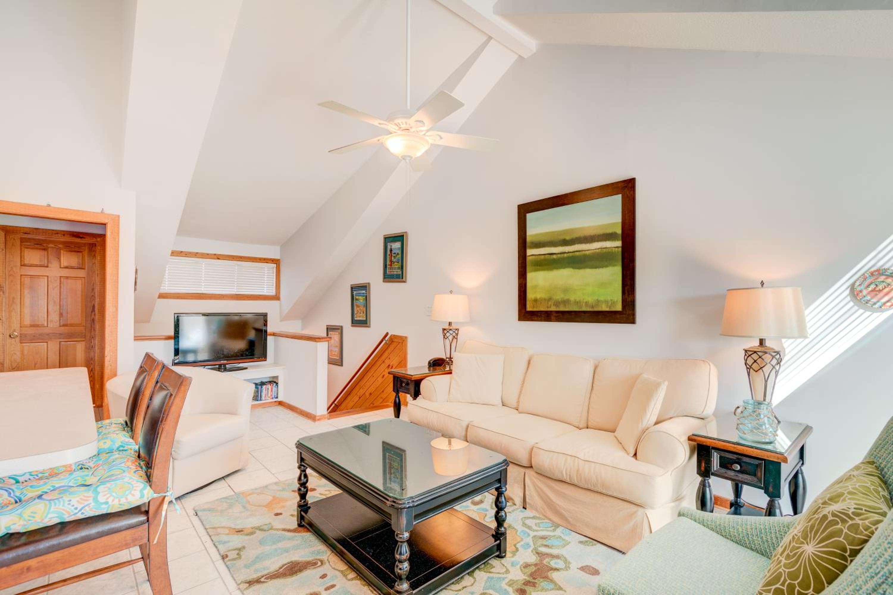 1840 - Anchors Aweigh by Resort Realty view 4