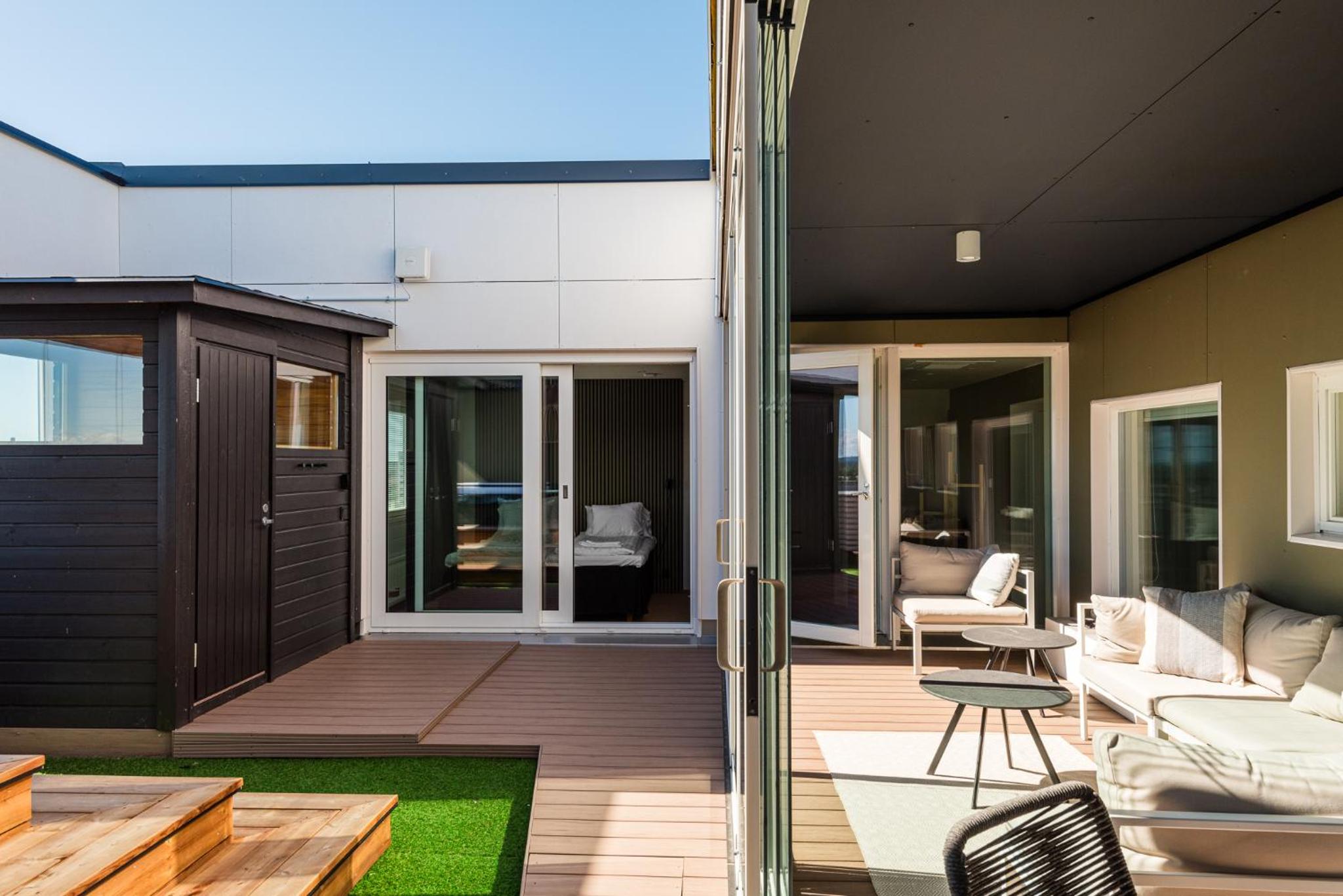 balance & terrace