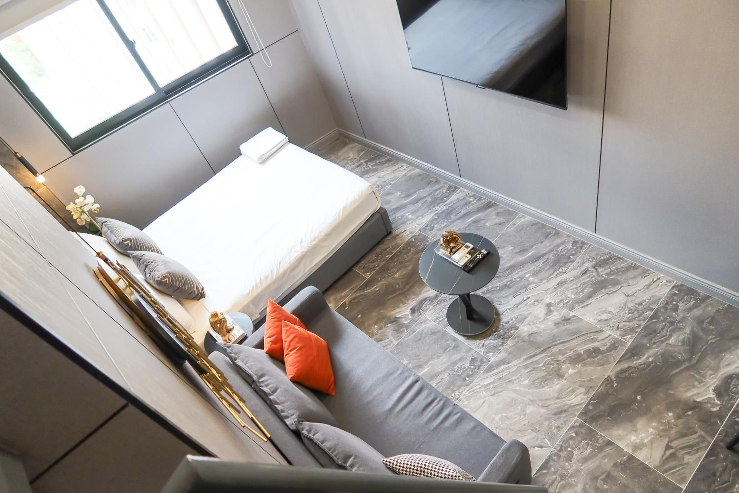 R Residences