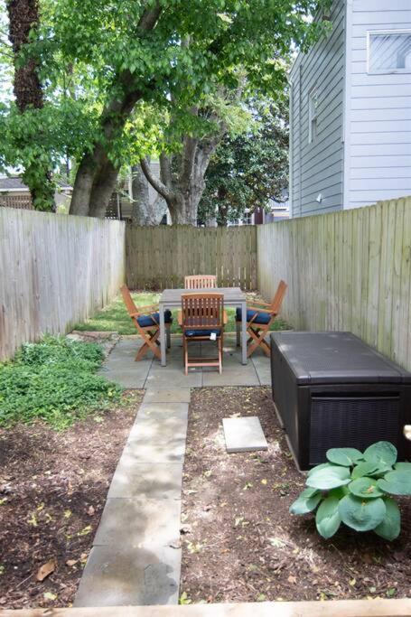 Annapolis Vacations - Cozy 2br home w/ parking in downtown Annapolis - Property Image 24