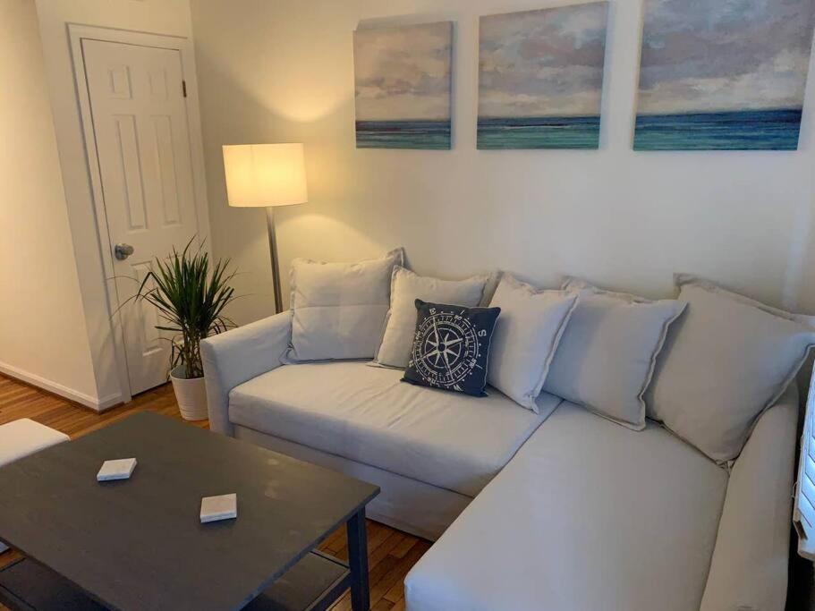 Annapolis Vacations - Cozy 2br home w/ parking in downtown Annapolis - Property Image 25
