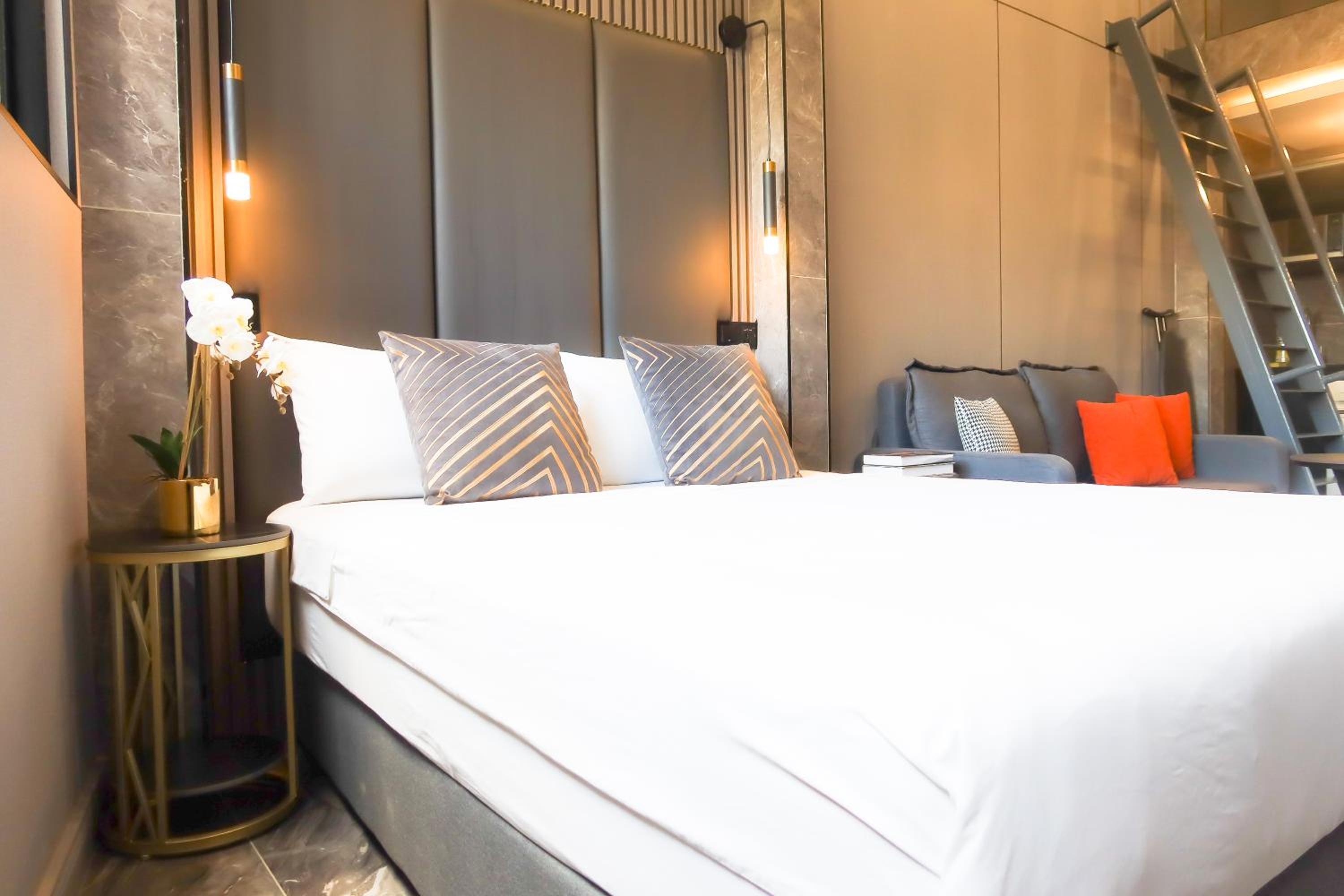 R Residences