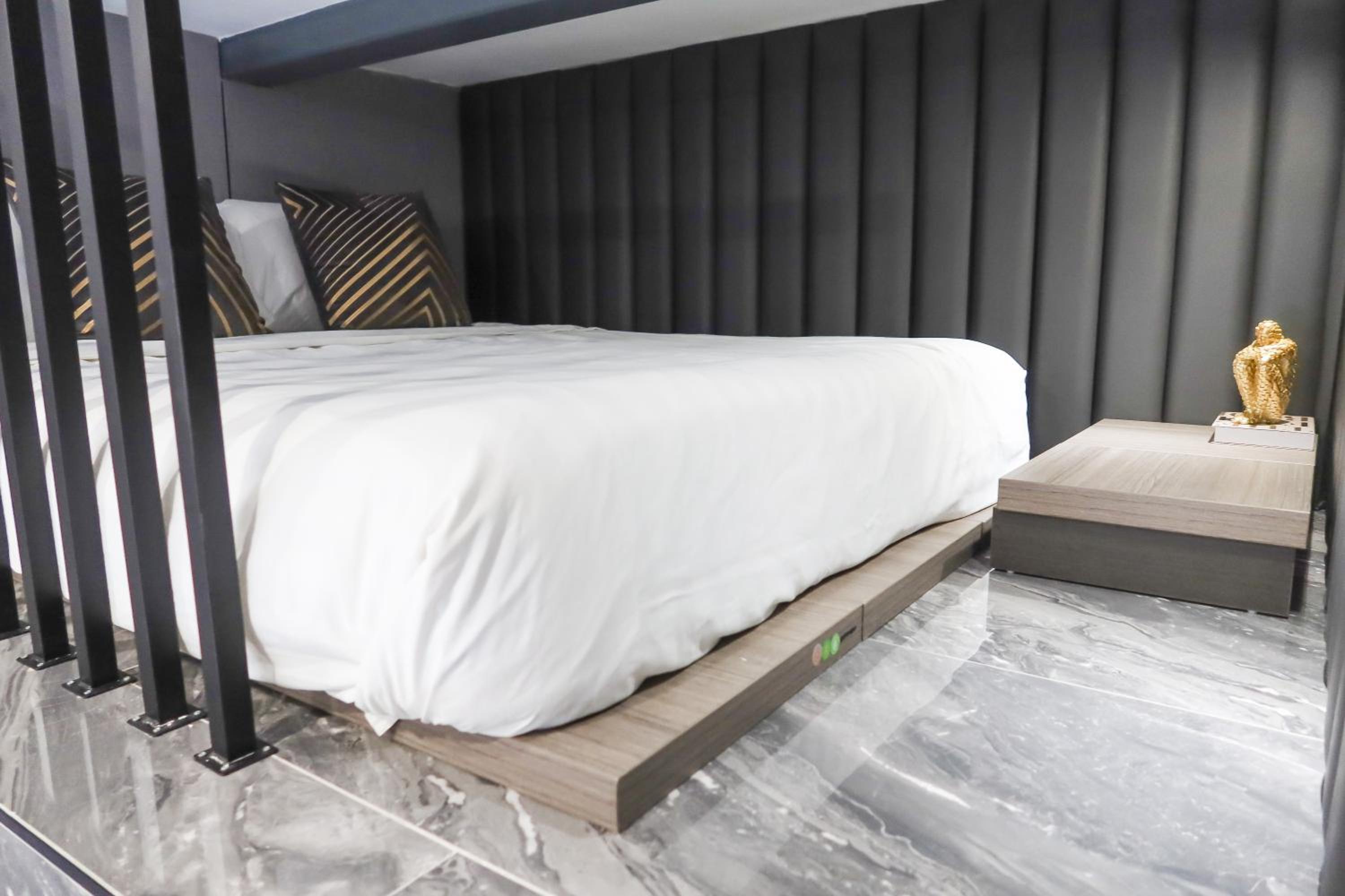 R Residences