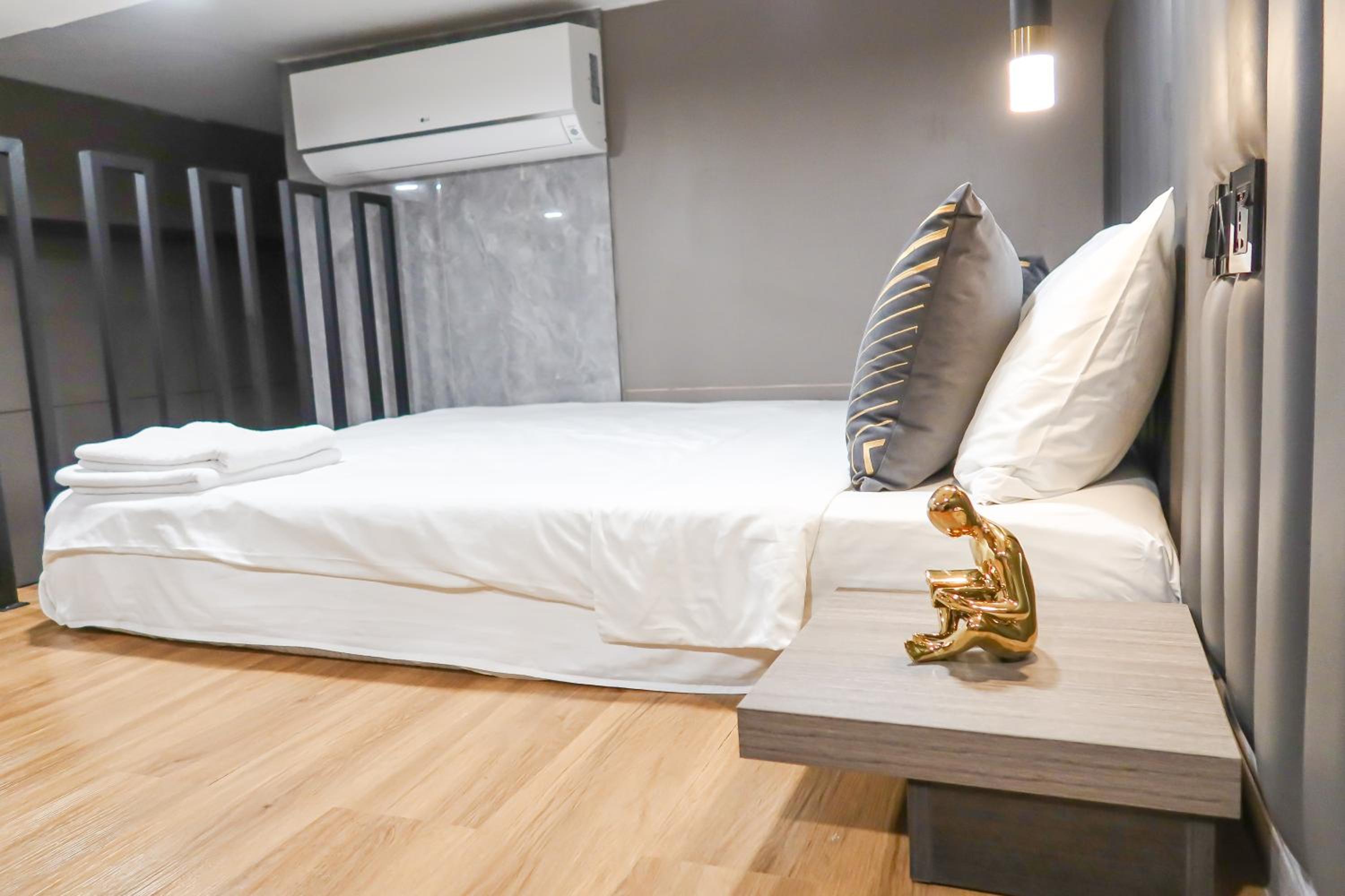 R Residences