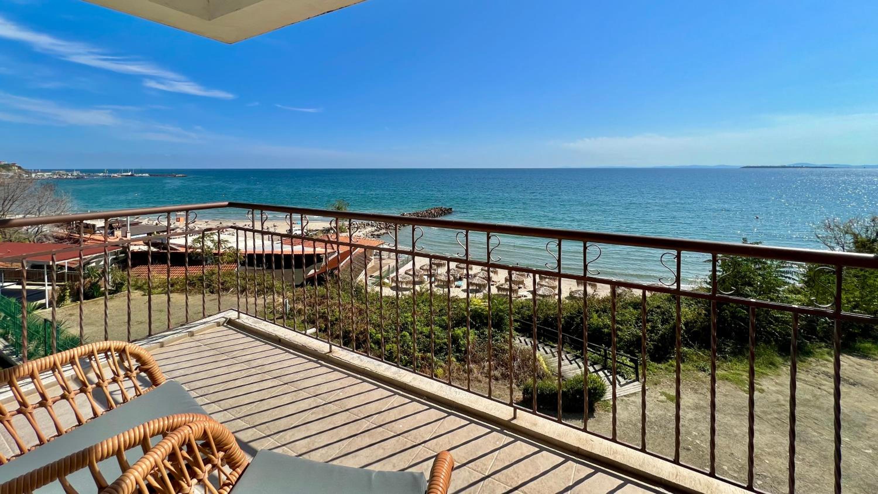Beachfront Havana