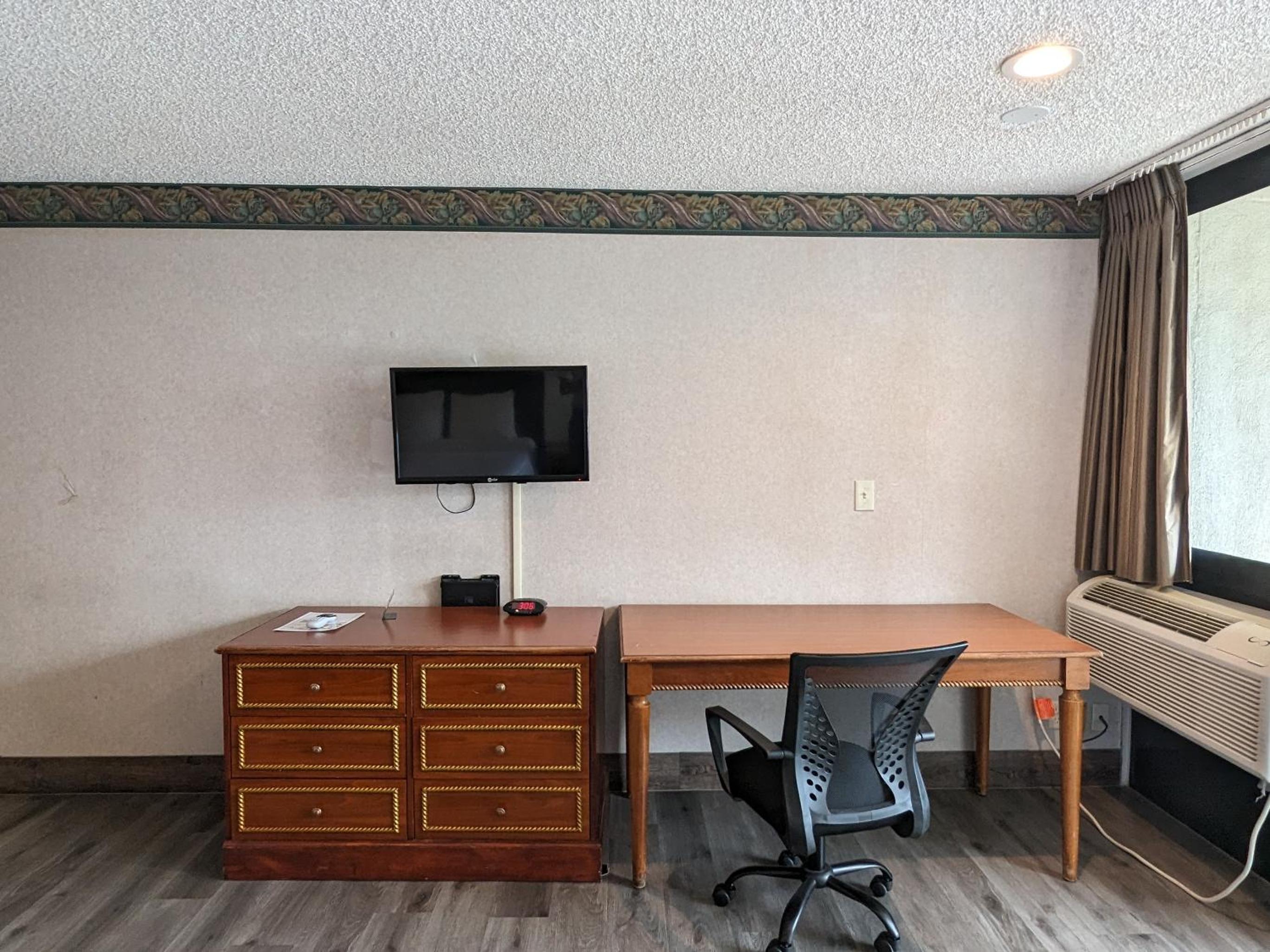 Valley Inn - Property Image 6