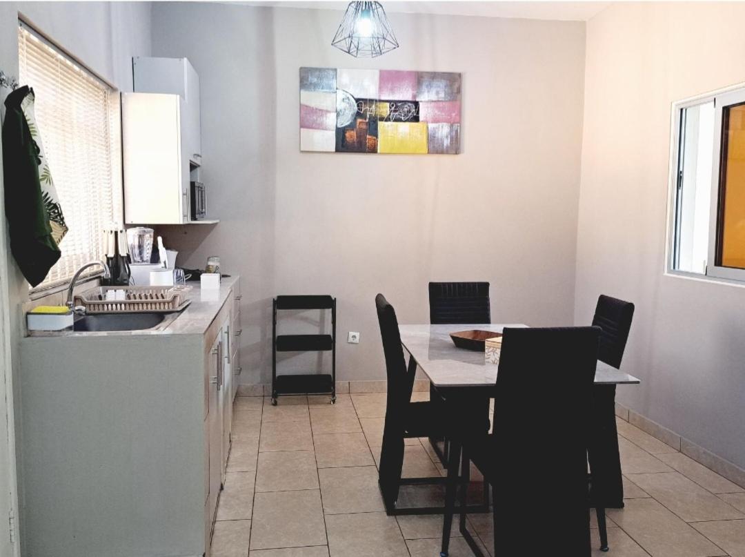 Chonguile Villa 2 Modern Minimalist in Matola