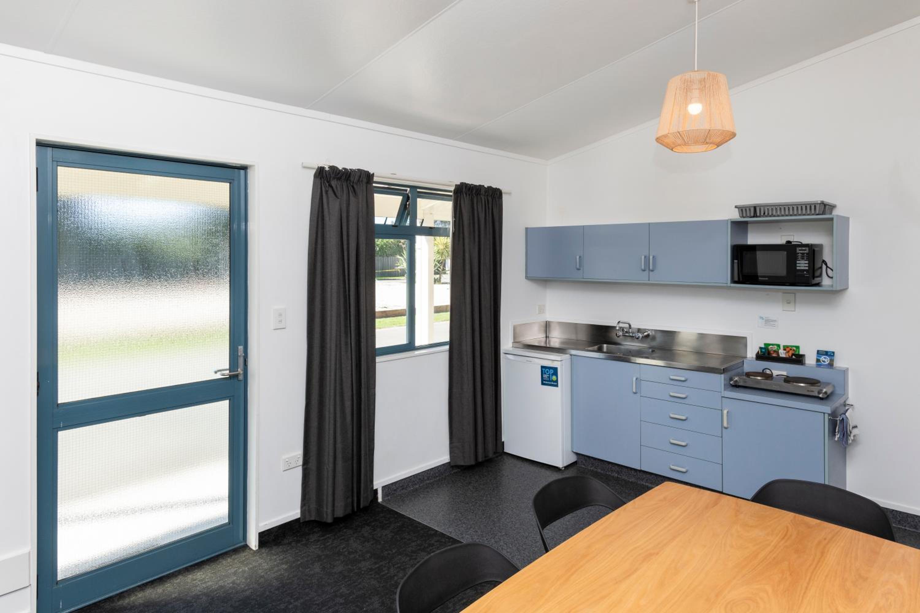 Waikanae Beach TOP 10 Holiday Park