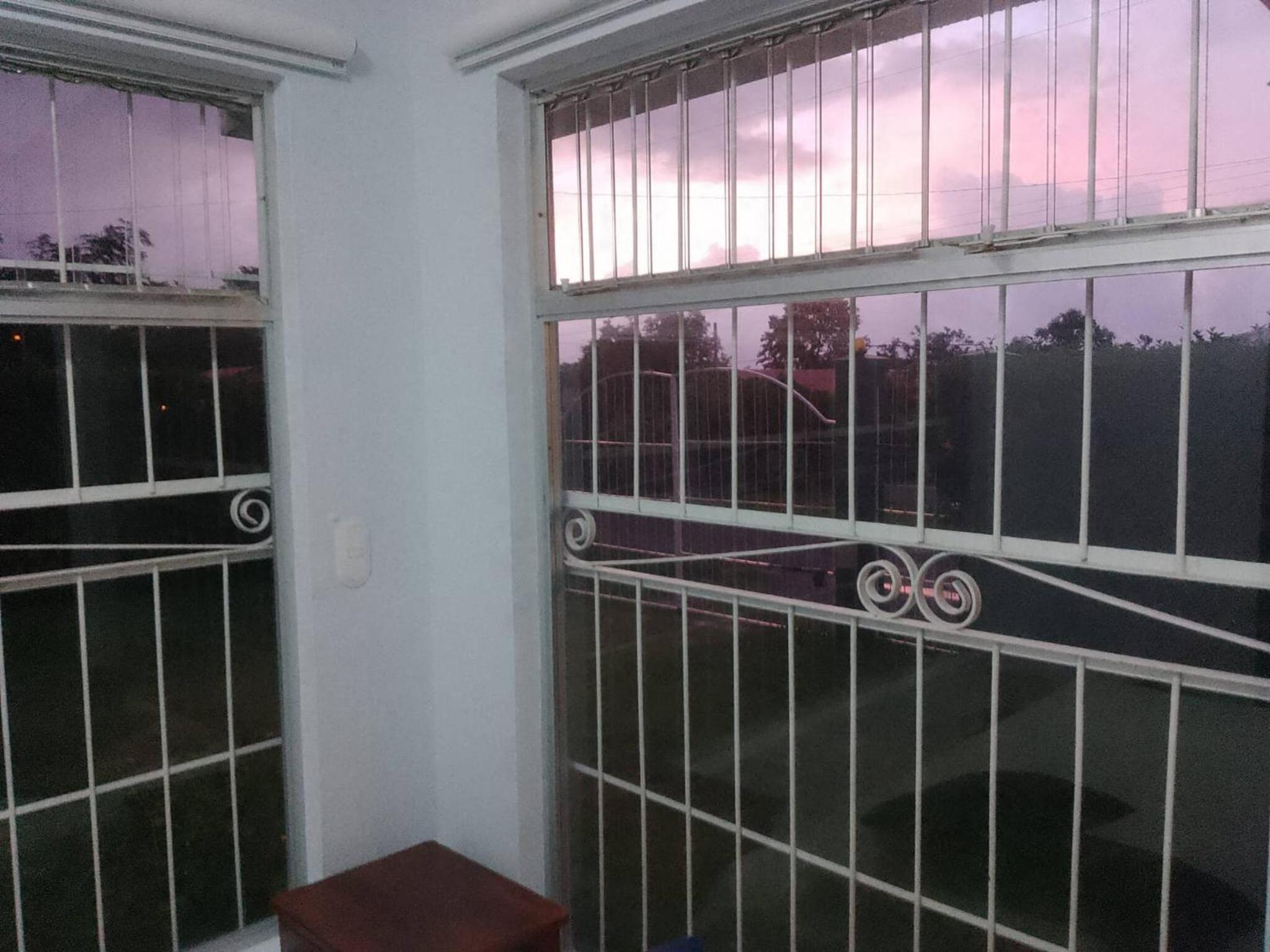 Room in House - Habitacion Y Bano Independientes