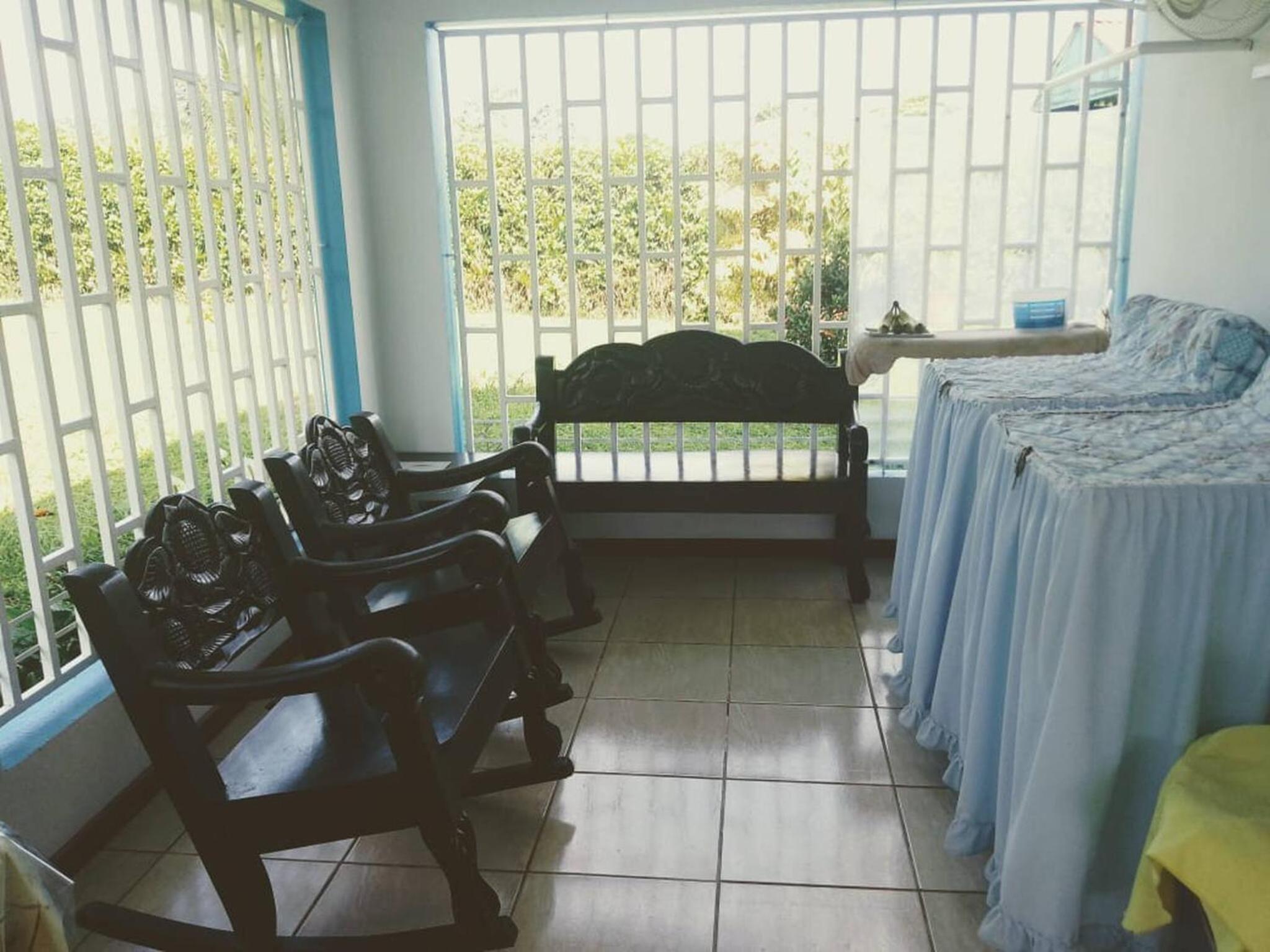 Room in House - Habitacion Y Bano Independientes