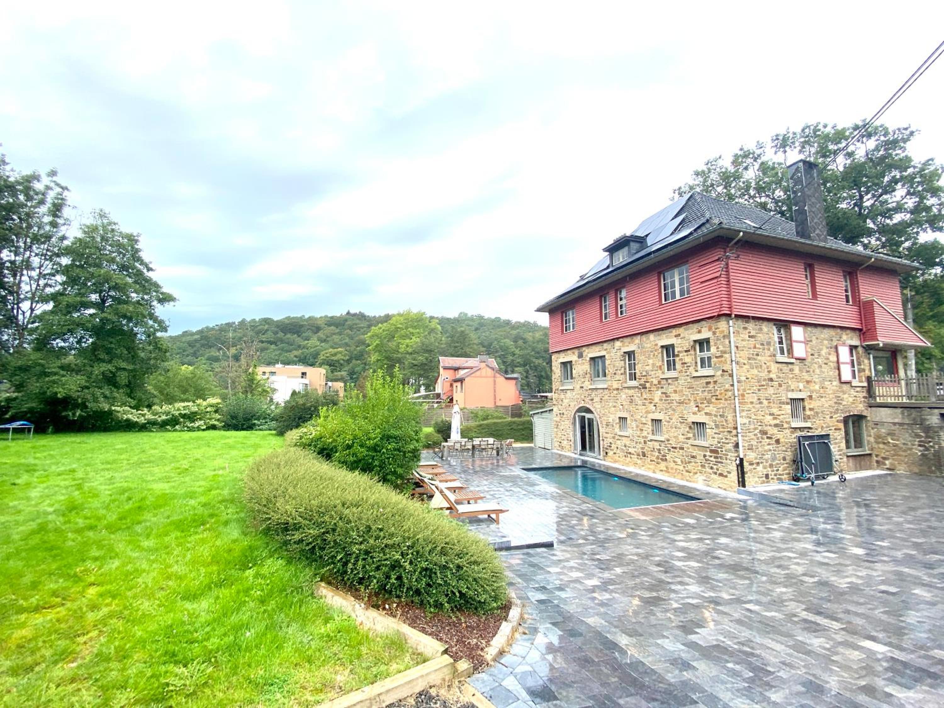 Le Chalet du Lac de Warfaaz by WelcHome