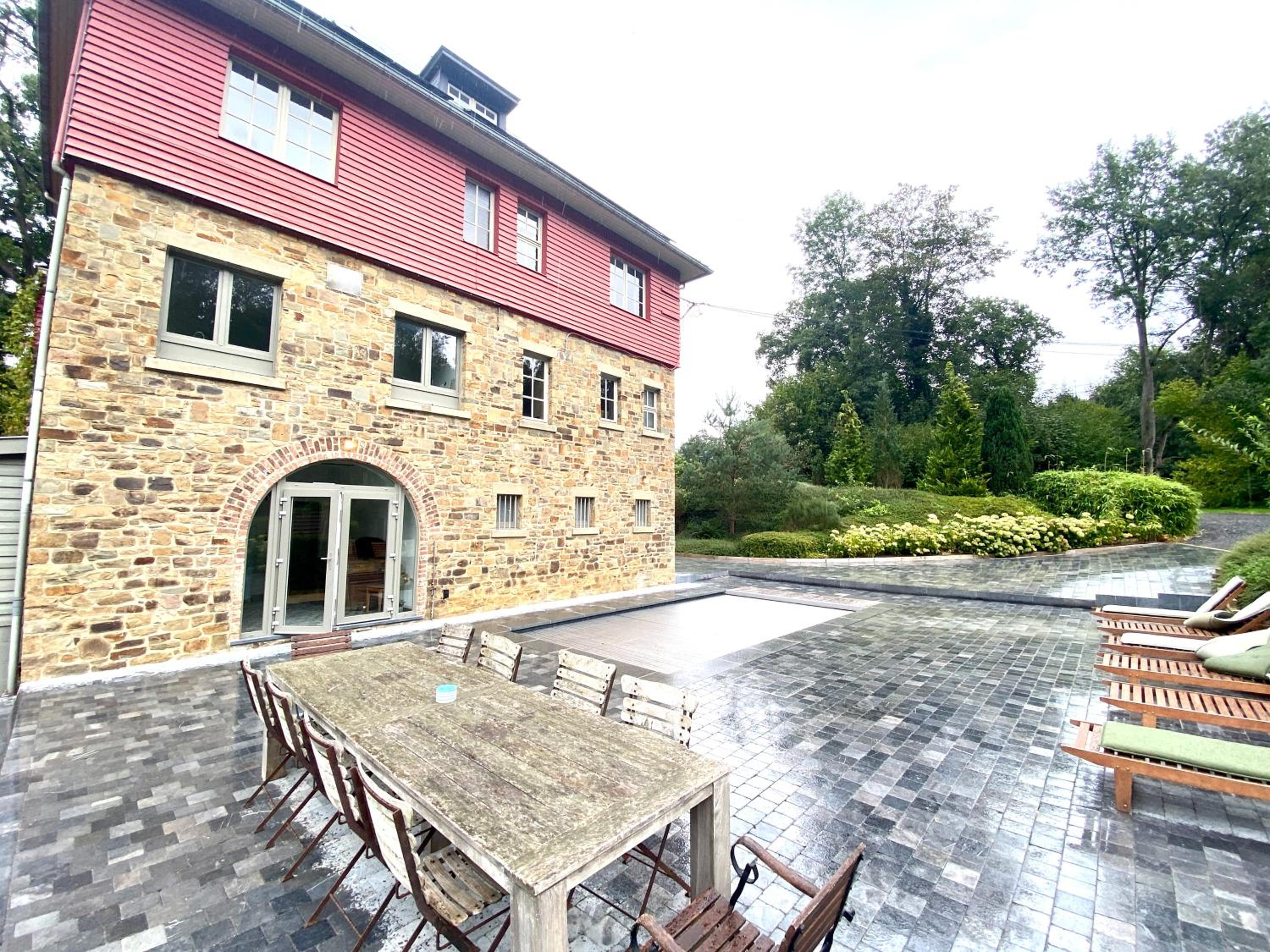 Le Chalet du Lac de Warfaaz by WelcHome