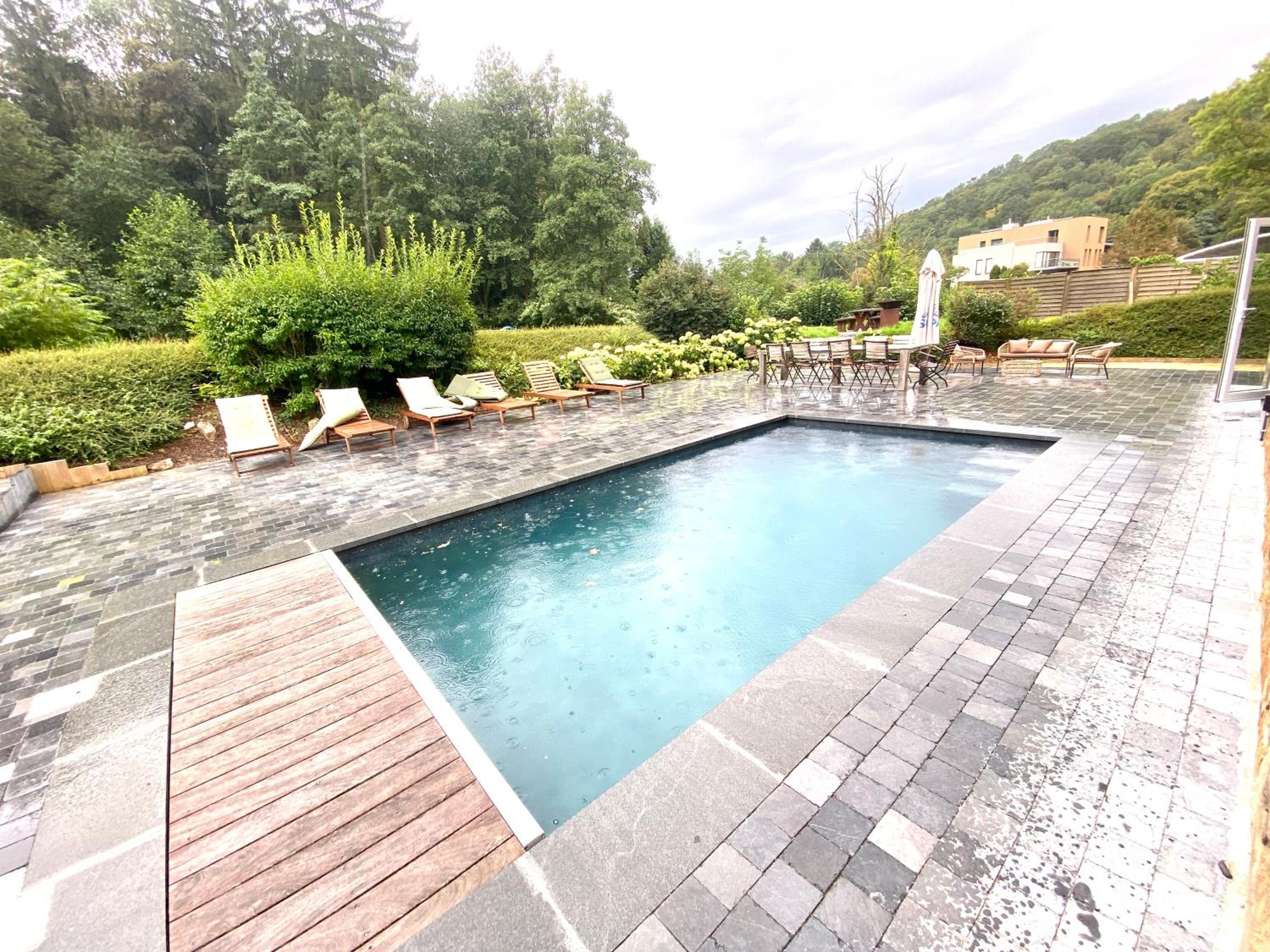 Le Chalet du Lac de Warfaaz by WelcHome