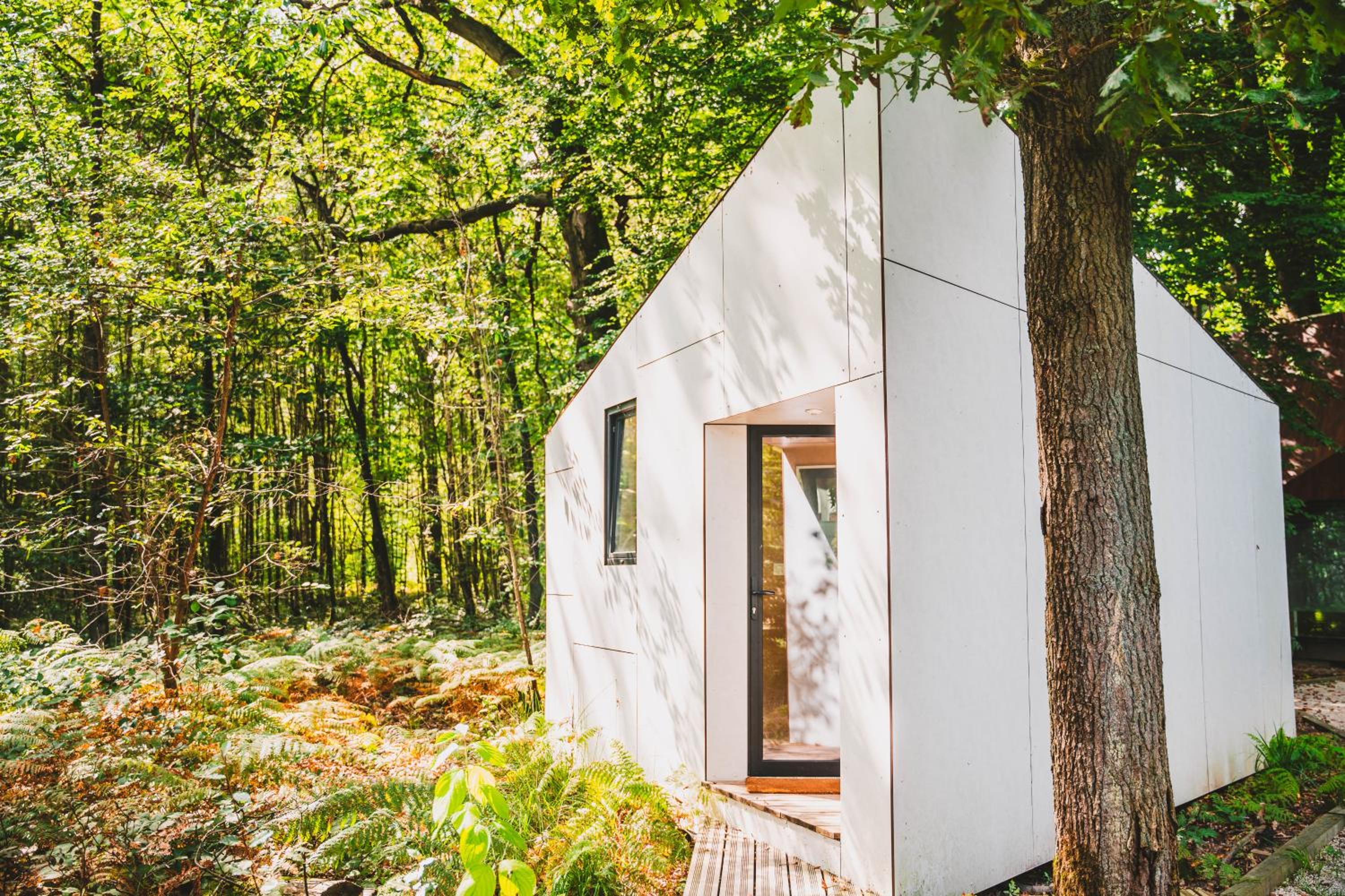Utopia Village - Art & Nature Lodges
