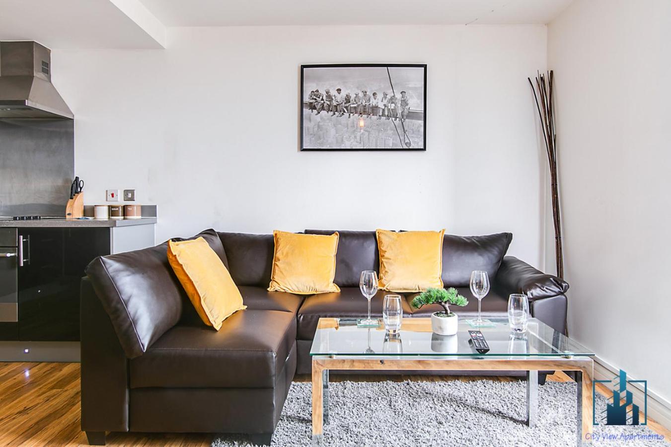 Birmingham City Centre City View Apartments Central very close to Bullring view 4