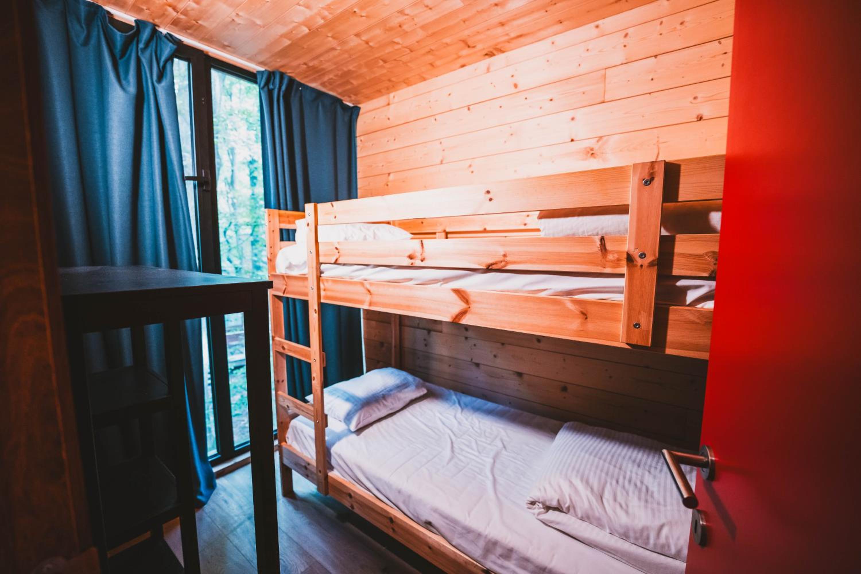 Utopia Village - Art & Nature Lodges