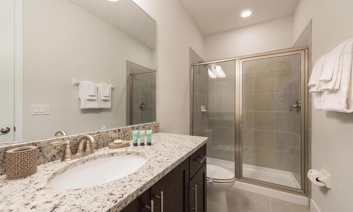 Live Your Adventure Family Villa