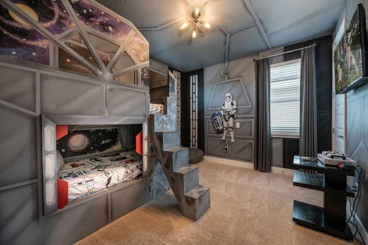 Live Your Adventure Family Villa