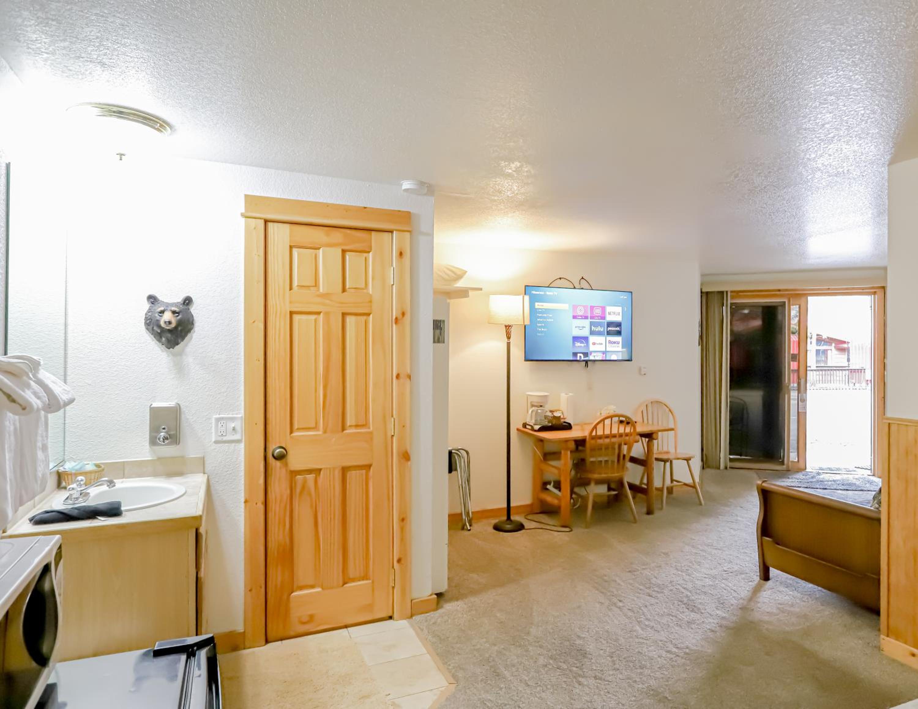 Nicky's Resort - Property Image 79
