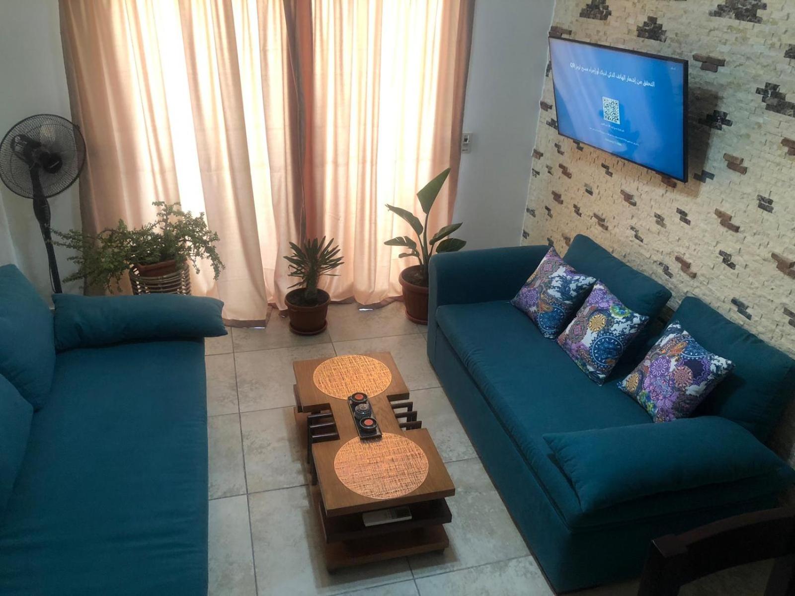 1 Bed Apartment with Public Pool HotTub & PetsOk