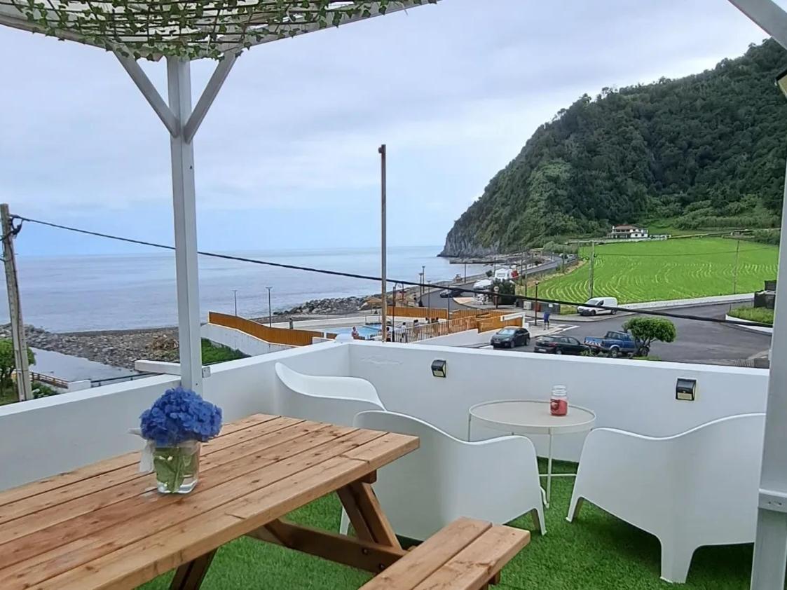 Villa de Bruma Faial da Terra view 2