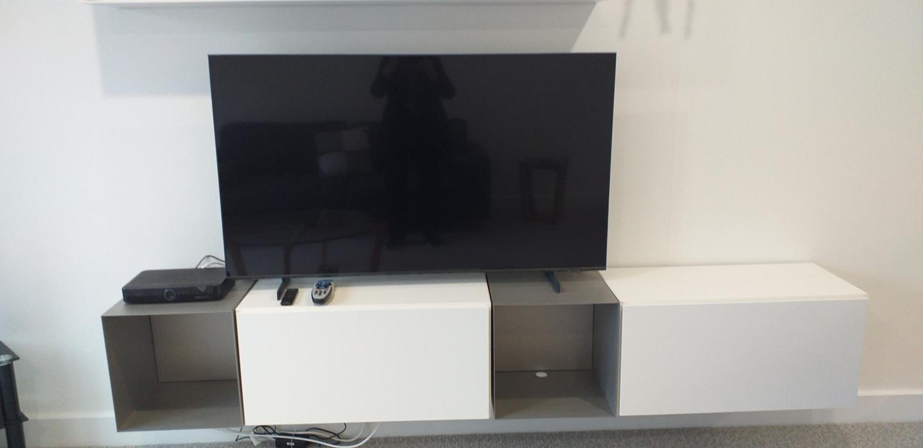 Apartment Twelve