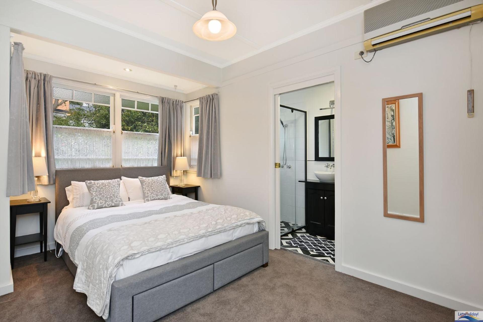 Victoria House Leura