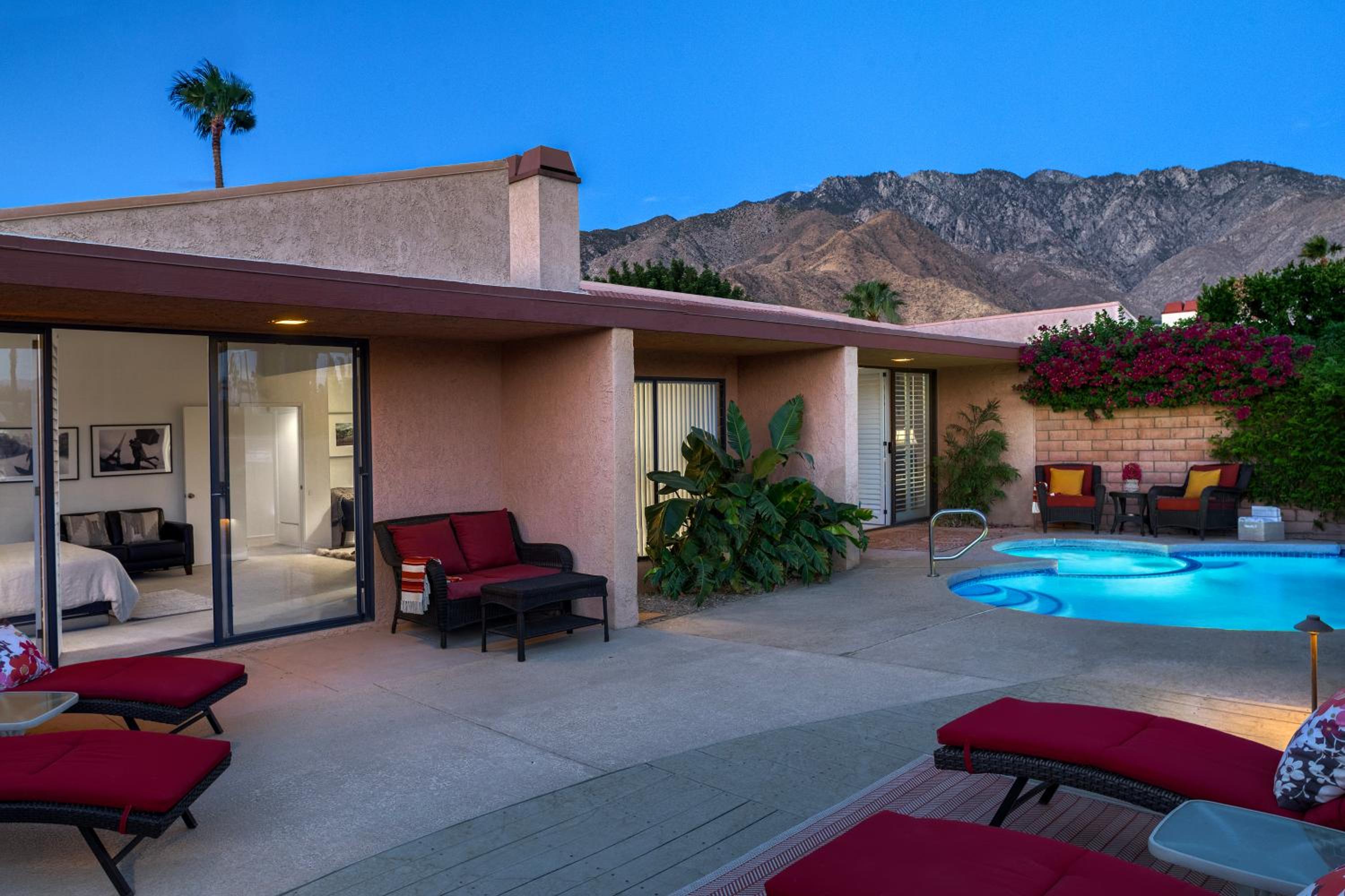 Photo 49