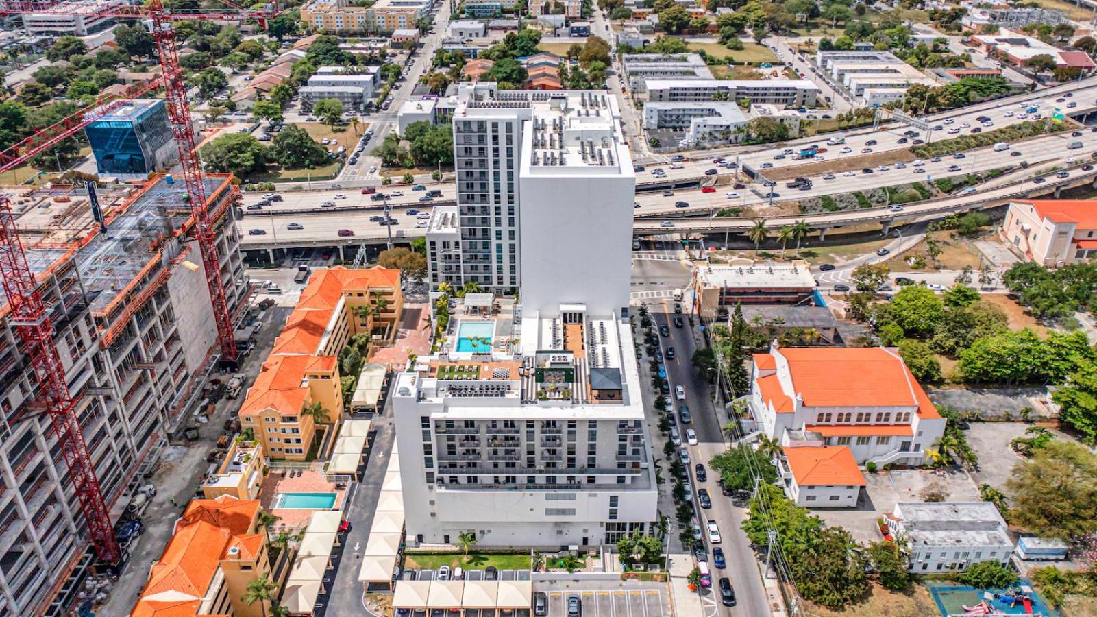 Stylish Unit in Downtown Miami With Free Parking