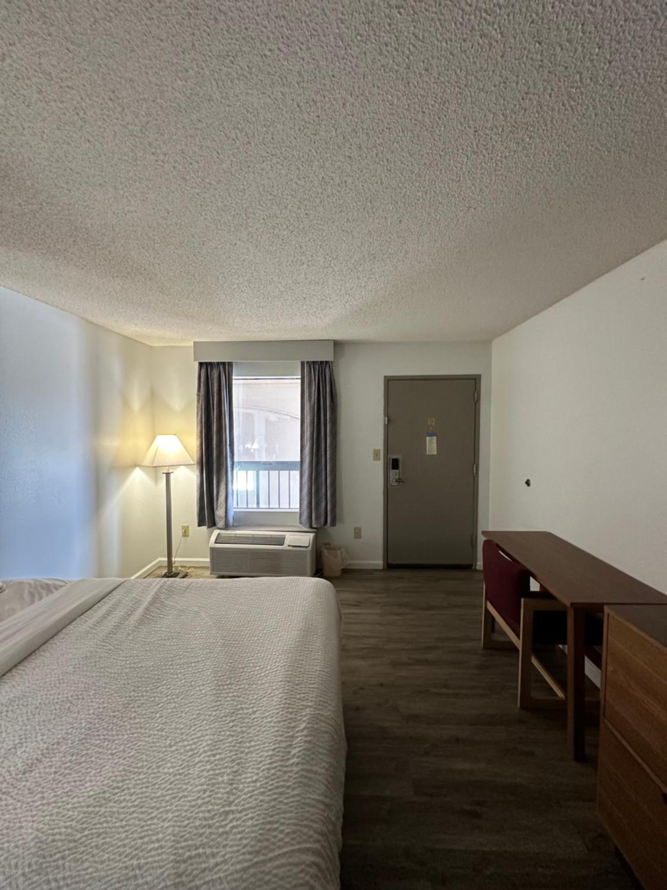 Decatur Vacations - Days Inn by Wyndham Decatur Priceville I-65 Exit 334 - Property Image 12