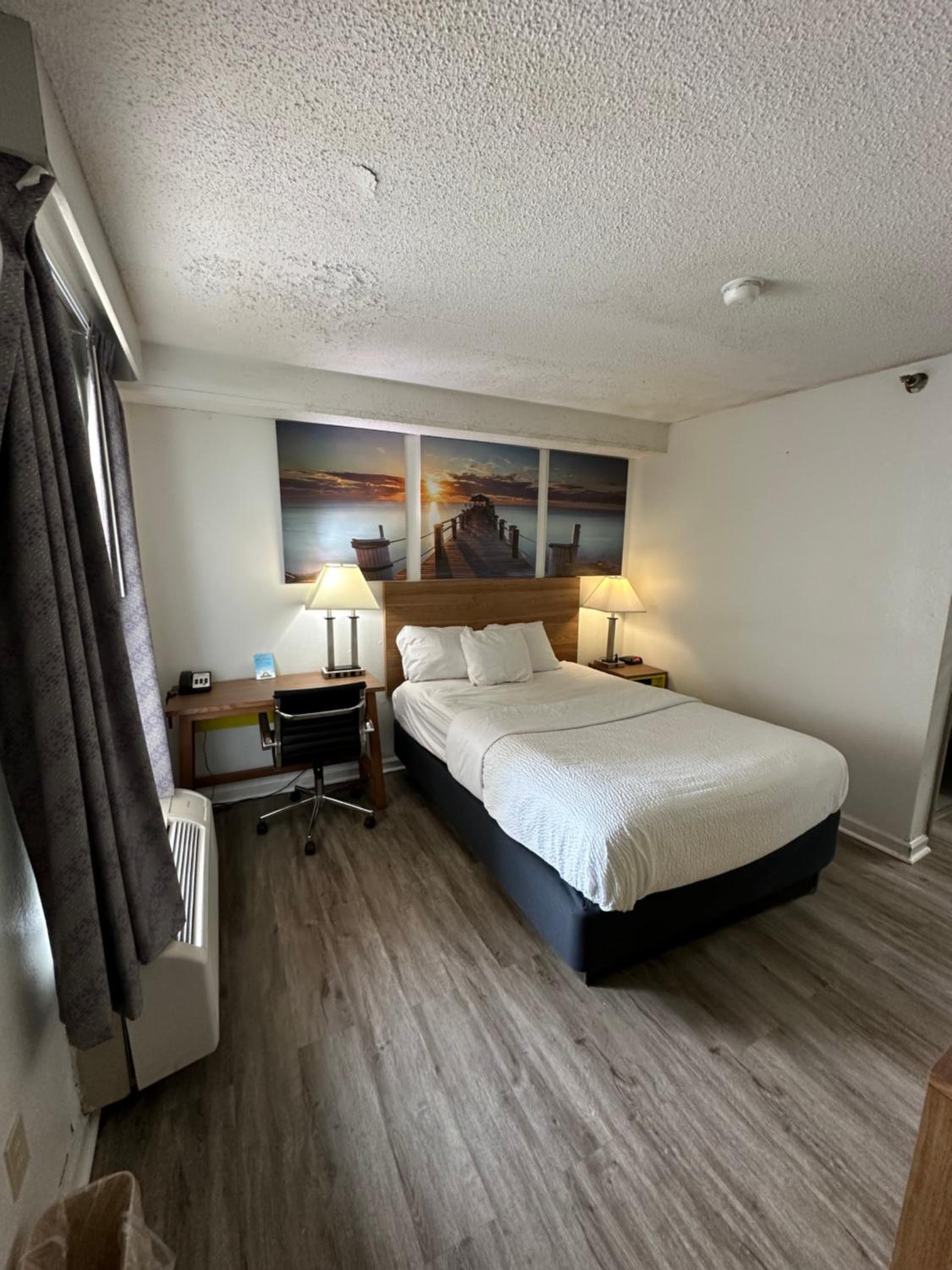 Decatur Vacations - Days Inn by Wyndham Decatur Priceville I-65 Exit 334 - Property Image 2