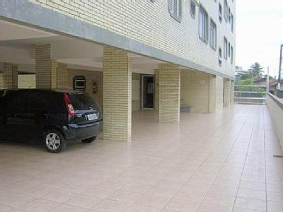 A180m da praia de Vila Caiçara