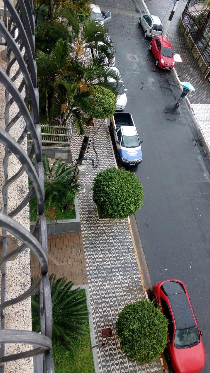 A180m da praia de Vila Caiçara