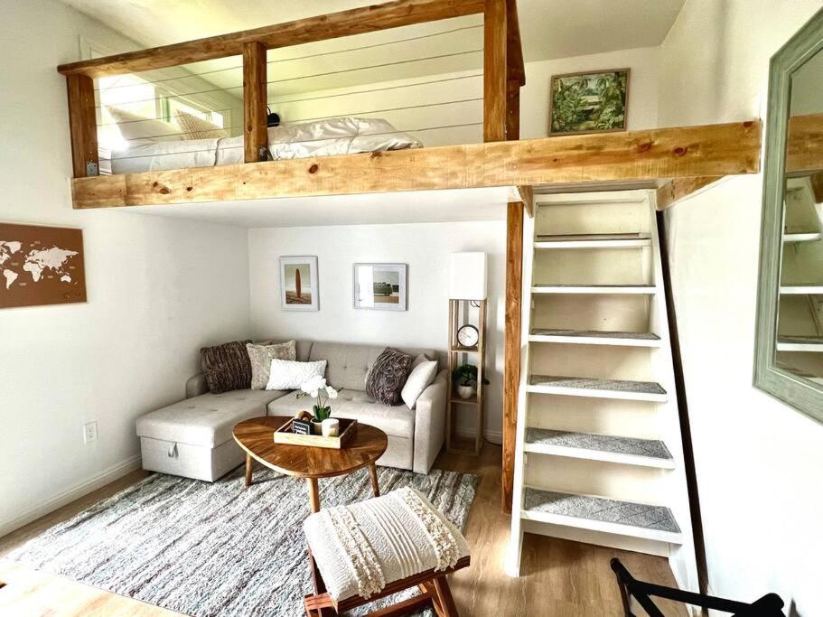 Hale ‘Aina (Country Cottage) view 3